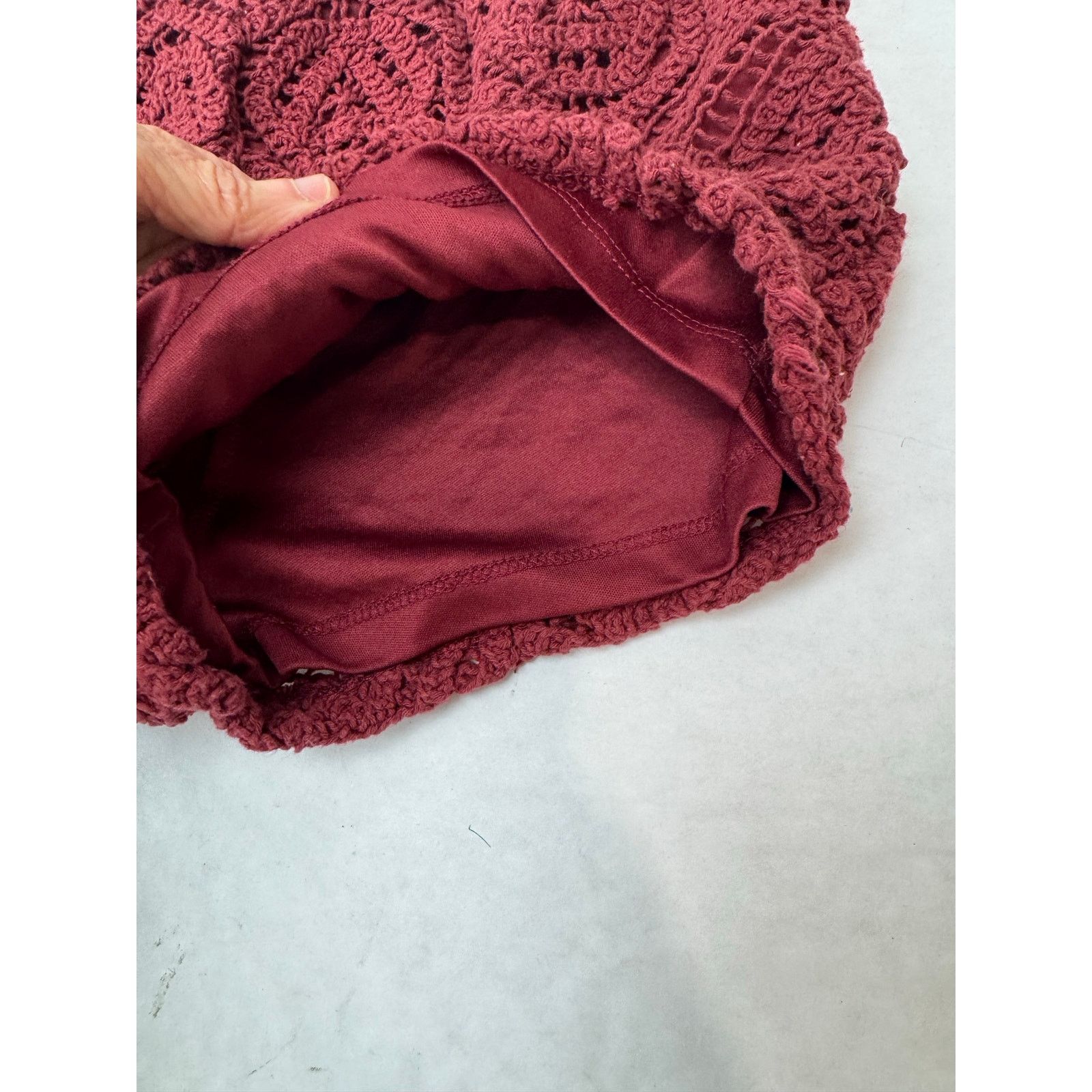 Zara Zara Crochet Shorts Burgundy Red Hot Pants - Size Medium Size 25" / US 0 / IT 36 - 6 Thumbnail