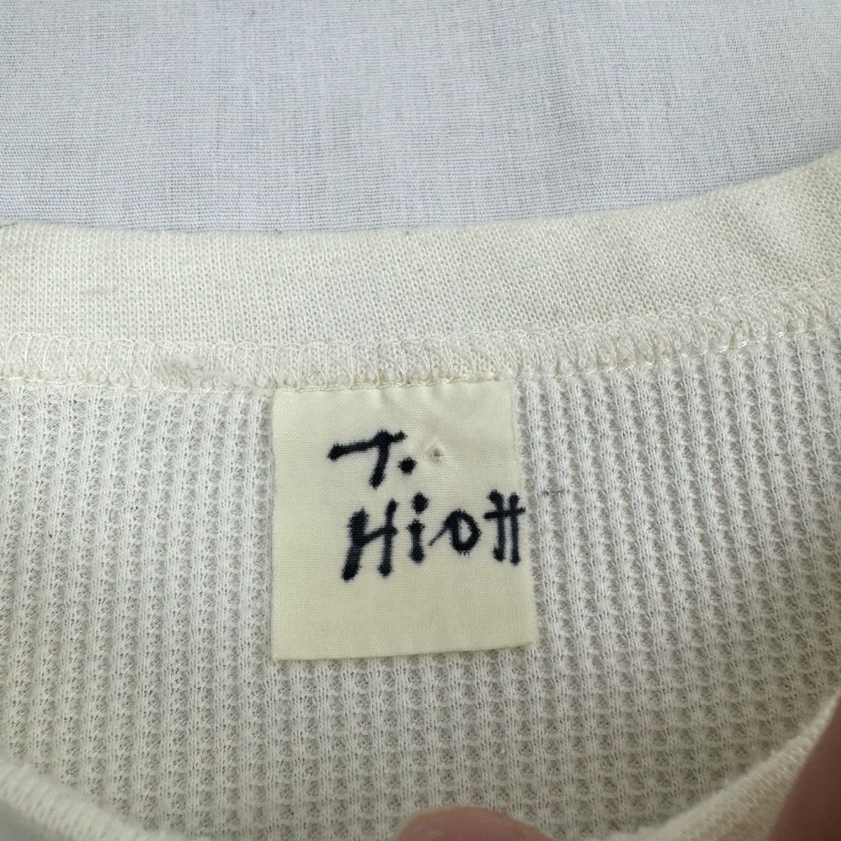 Vintage VINTAGE 1960s Thermal Undershirt Adult XL White Grunge Stained 1970s Rockabilly T-Shirt Long Sleeve Mens Size US L / EU 52-54 / 3 - 3 Thumbnail