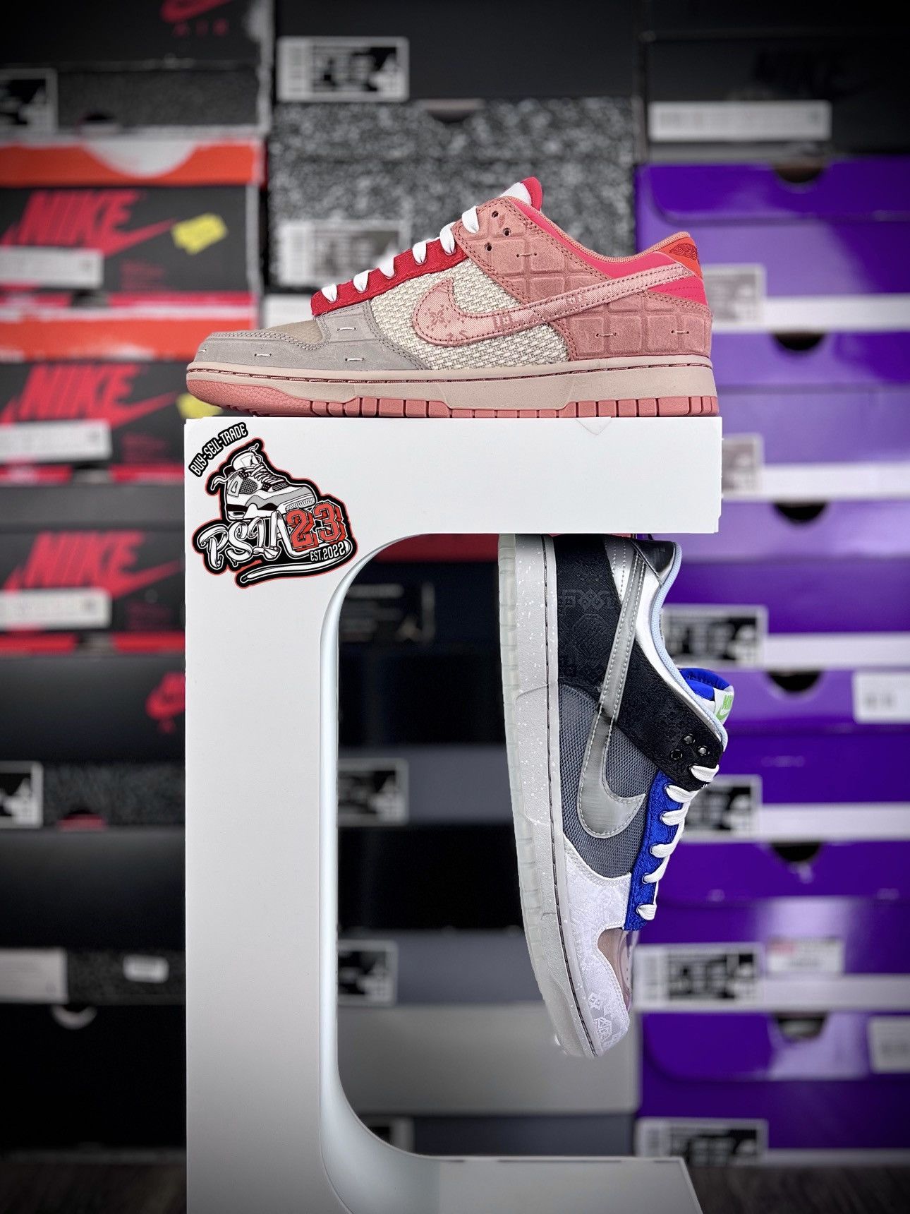 image of Dunk Low ‘What The Clot’ With Trading Card Shoes, Men's (Size 8)