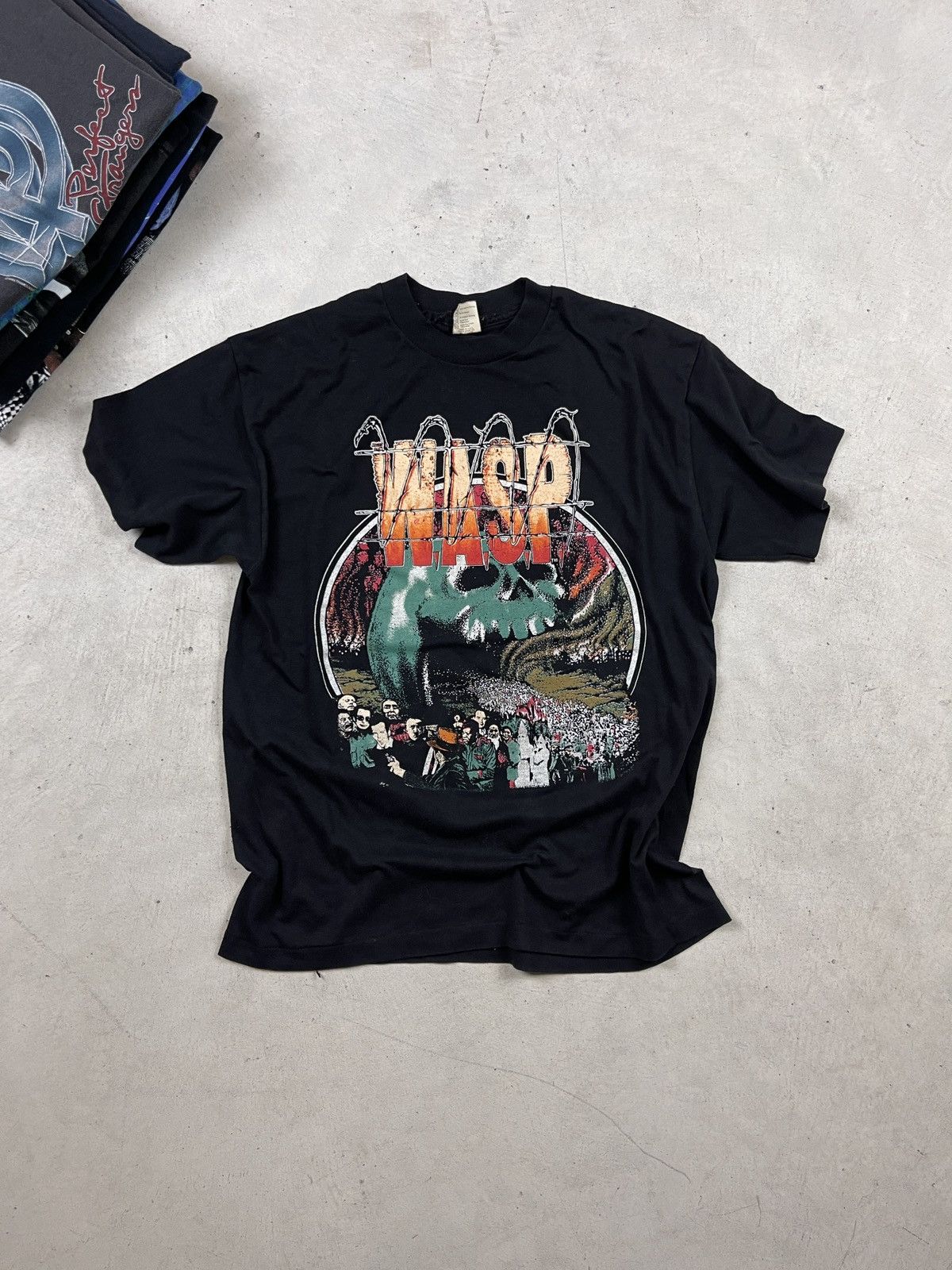 Vintage RARE 1989 Wasp ‘Headless Tour’ Band Tee Size US L / EU 52-54 / 3 - 1 Thumbnail