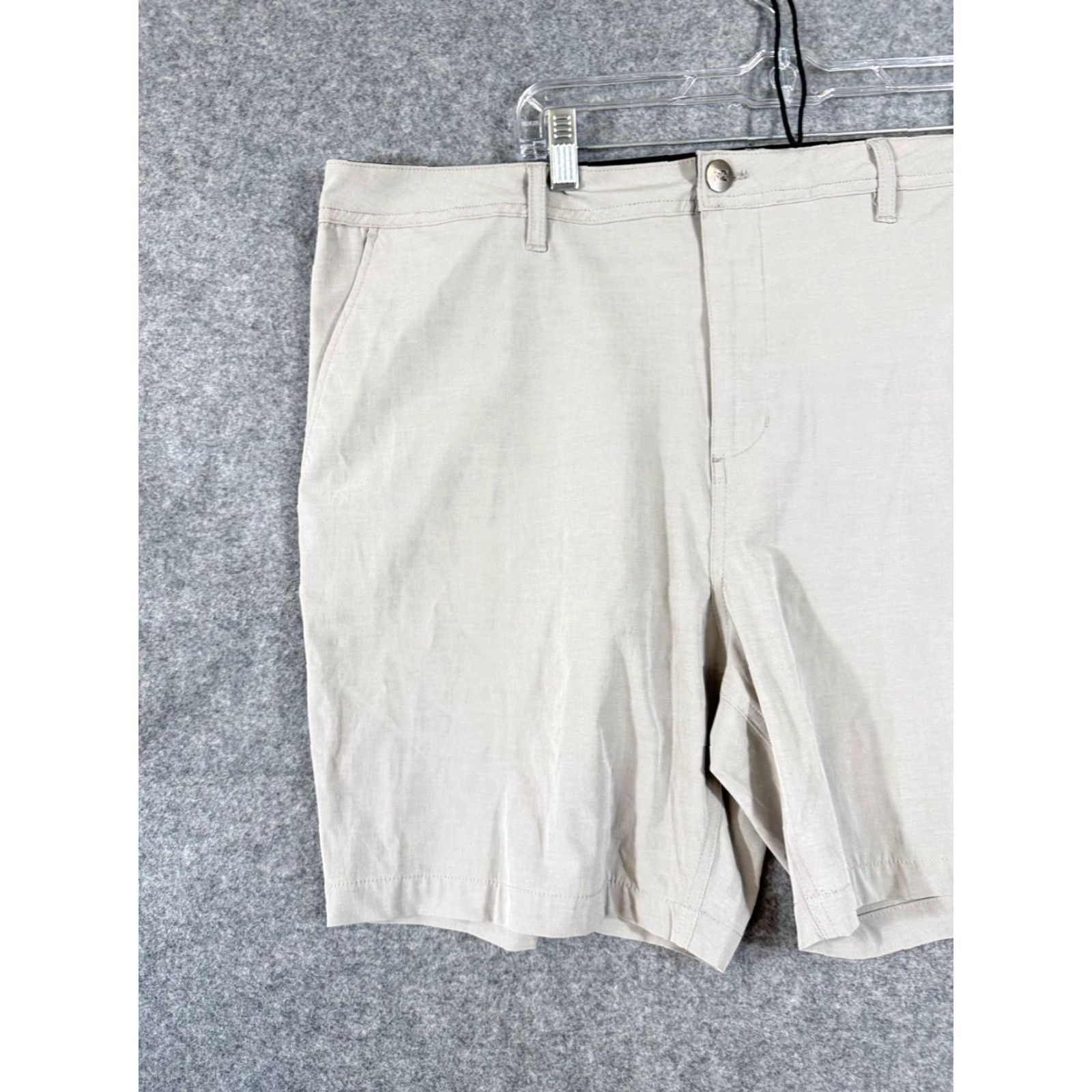 Billabong Billabong Hybrid Chino Shorts 18" Mens 40 Light Gray Stretch Flat Front Pockets NWT Size US 40 / EU 56 - 2 Thumbnail