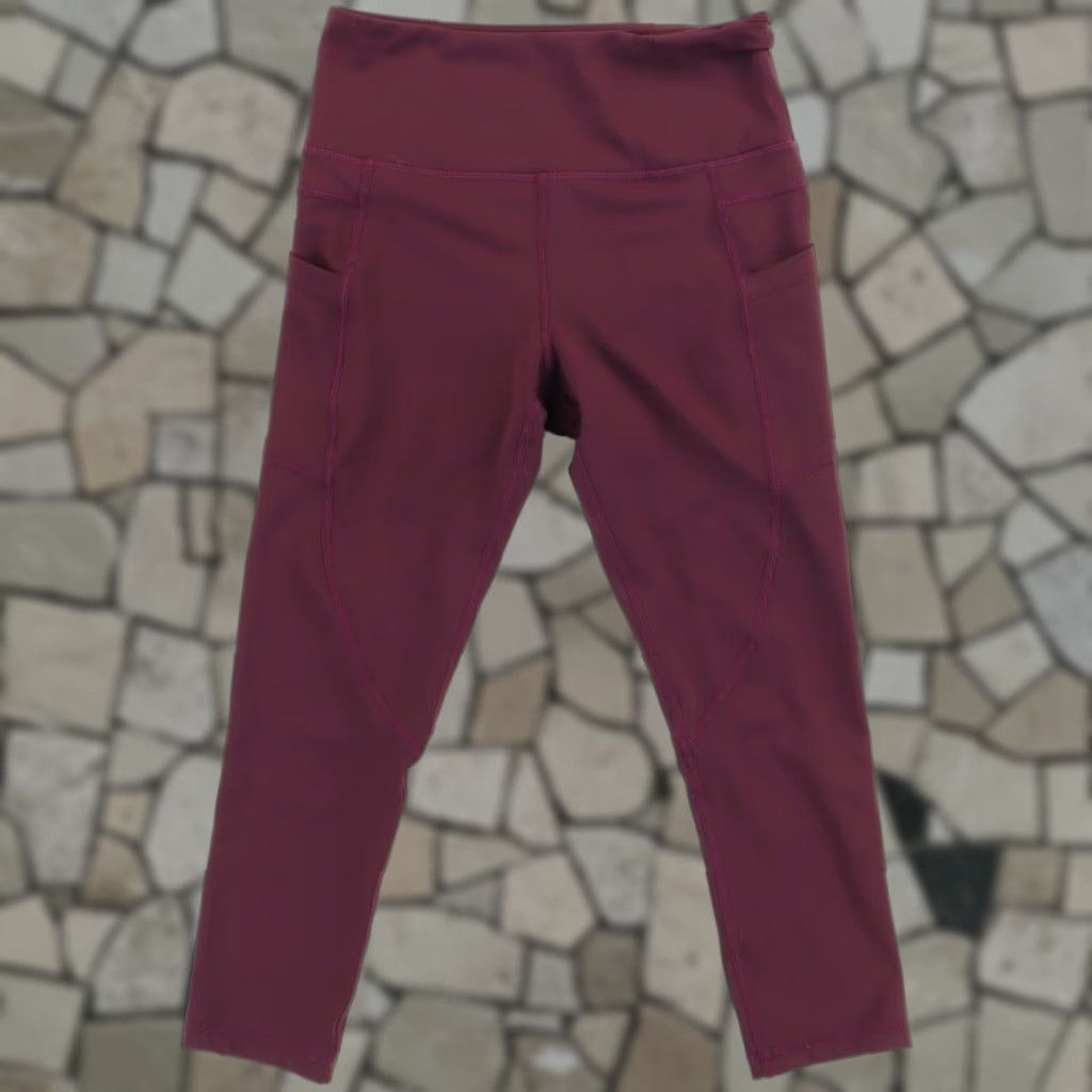 Vintage Zyia Active Pocket HR Crop Leggings Pants Maroon Women's 4 Slim Adult Women Pocket HR Crop Polyester Woven Leggings Maroon 4 Activewear Shirt? Size 27" / US 4 / IT 40 - 1 Thumbnail