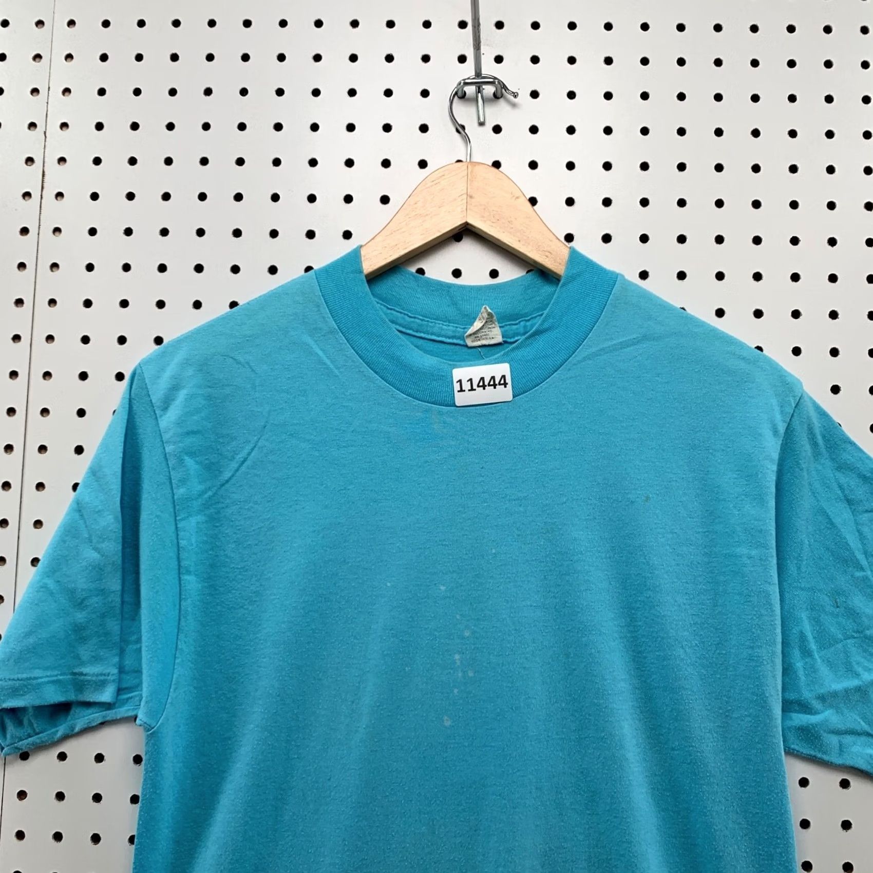 Vintage VINTAGE Sky Blue Shirt Mens M 80s USA Lexington Single Stitch T-Shirt Varsity Cotton Polyester Blue 18x30.5 Men Size US M / EU 48-50 / 2 - 2 Thumbnail