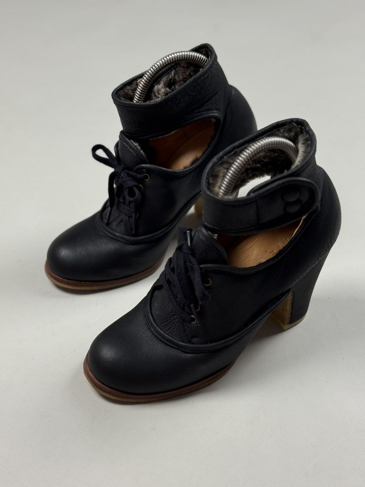 Other Chie Mihara Ladies Leather Heels Boots Fur Lined Size 38.5 Size US 8.5 / IT 38.5 - 10 Thumbnail