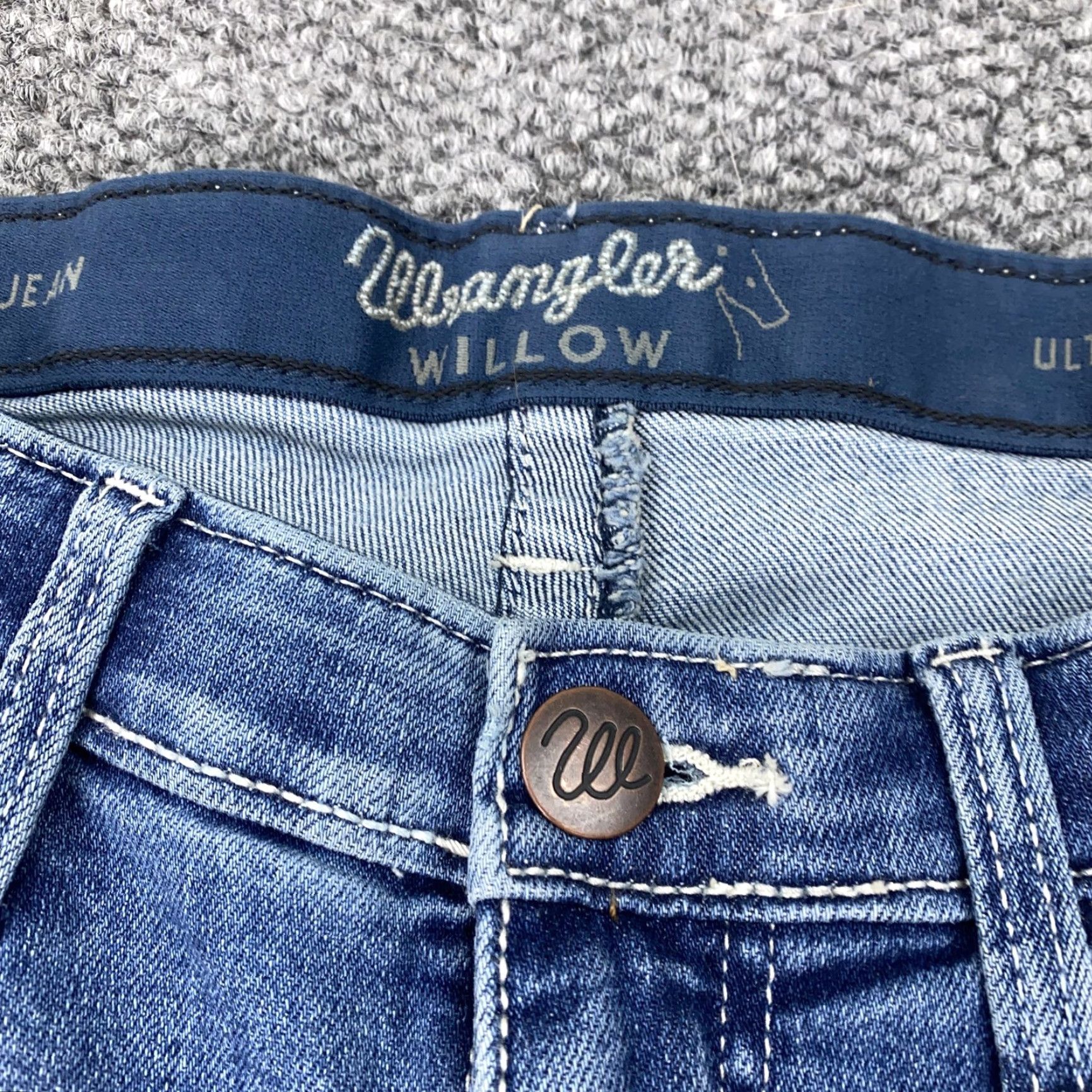 Wrangler Womens Wrangler Jeans 3x34 Ultimate Riding Jean Willow Bootcut Low Rise WRW60GR Size 26" / US 2 / IT 38 - 3 Thumbnail