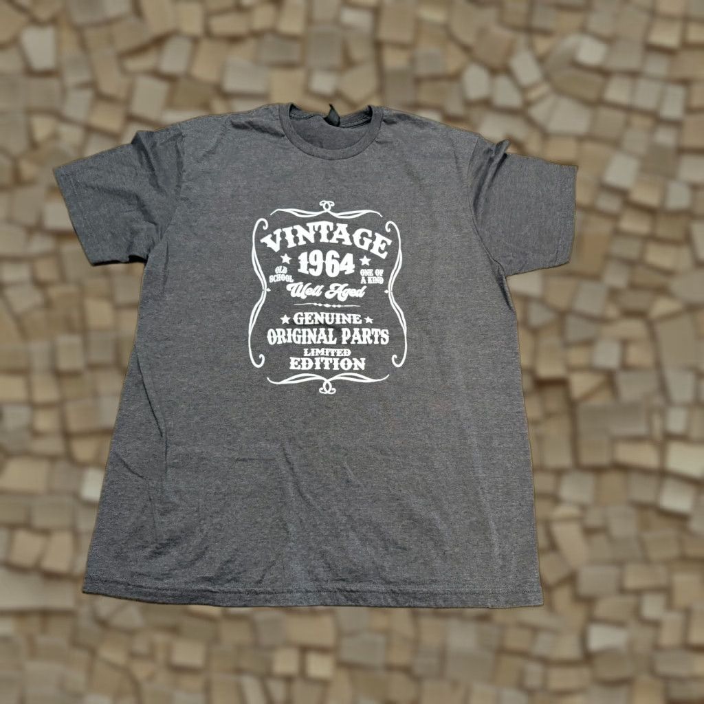 Gildan Gildan Shirt Men Large Grey White Graphic Print "Vintage 1964" T-Shirt Regular Short Sleeve Crew Neck Size US L / EU 52-54 / 3 - 1 Thumbnail