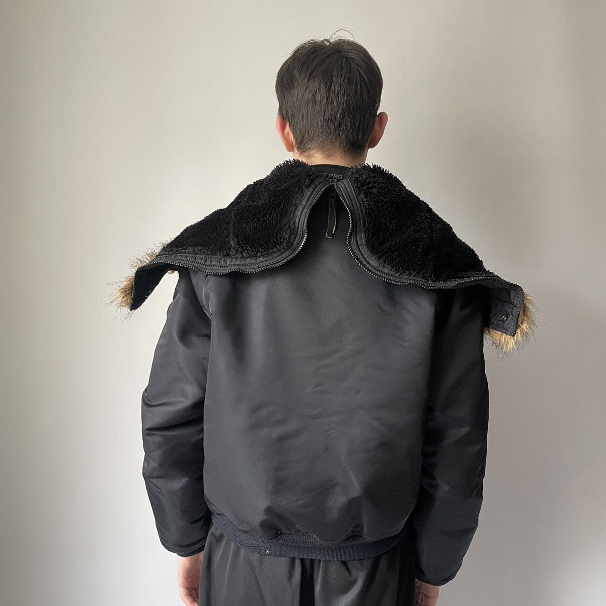 Alpha Industries Alpha Industries Vintage Archive Bomber Jacket Black Mens Size US S / EU 44-46 / 1 - 6 Thumbnail