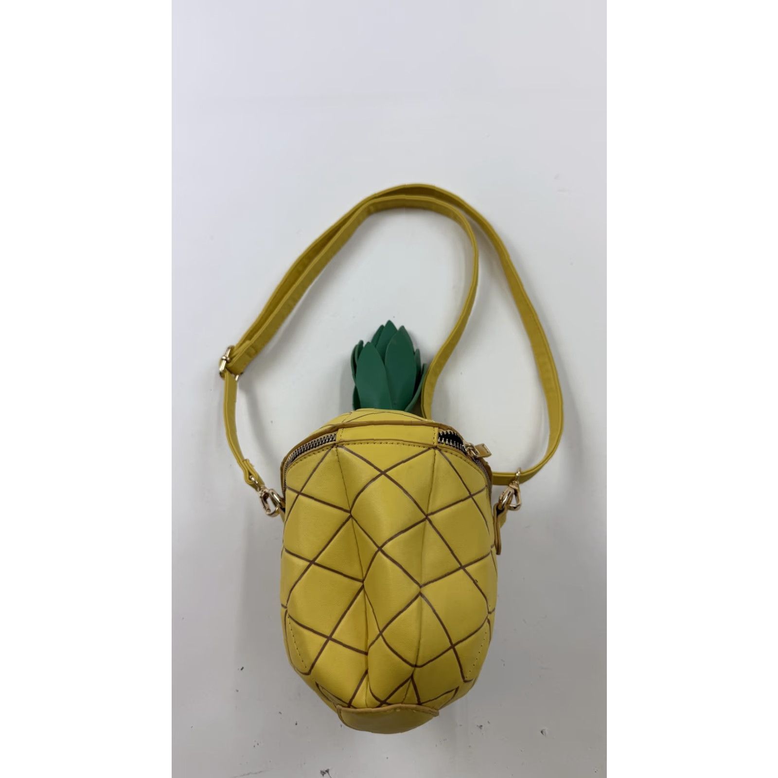 Mad Engine SpongeBob SquarePants Pineapple Crossbody Bag Womens Yellow Nickelodeon Size 28" / US 6 / IT 42 - 5 Thumbnail