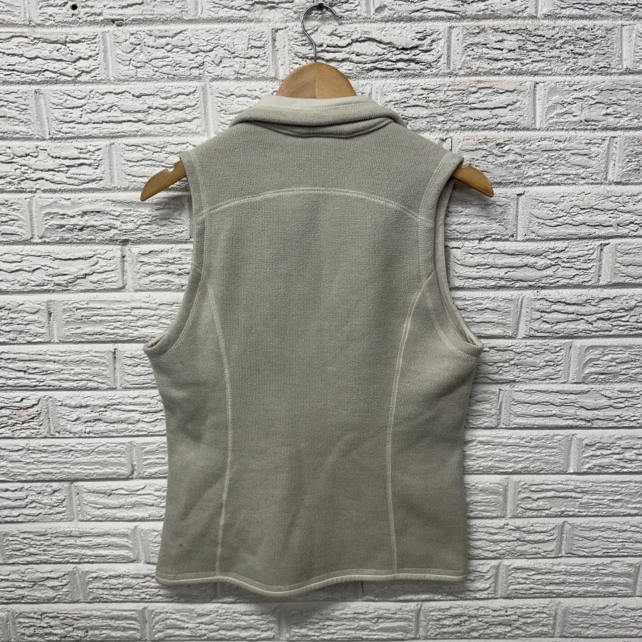 Patagonia Patagonia Fleece Zip Up Vest White Women’s Medium Size M / US 6-8 / IT 42-44 - 3 Thumbnail