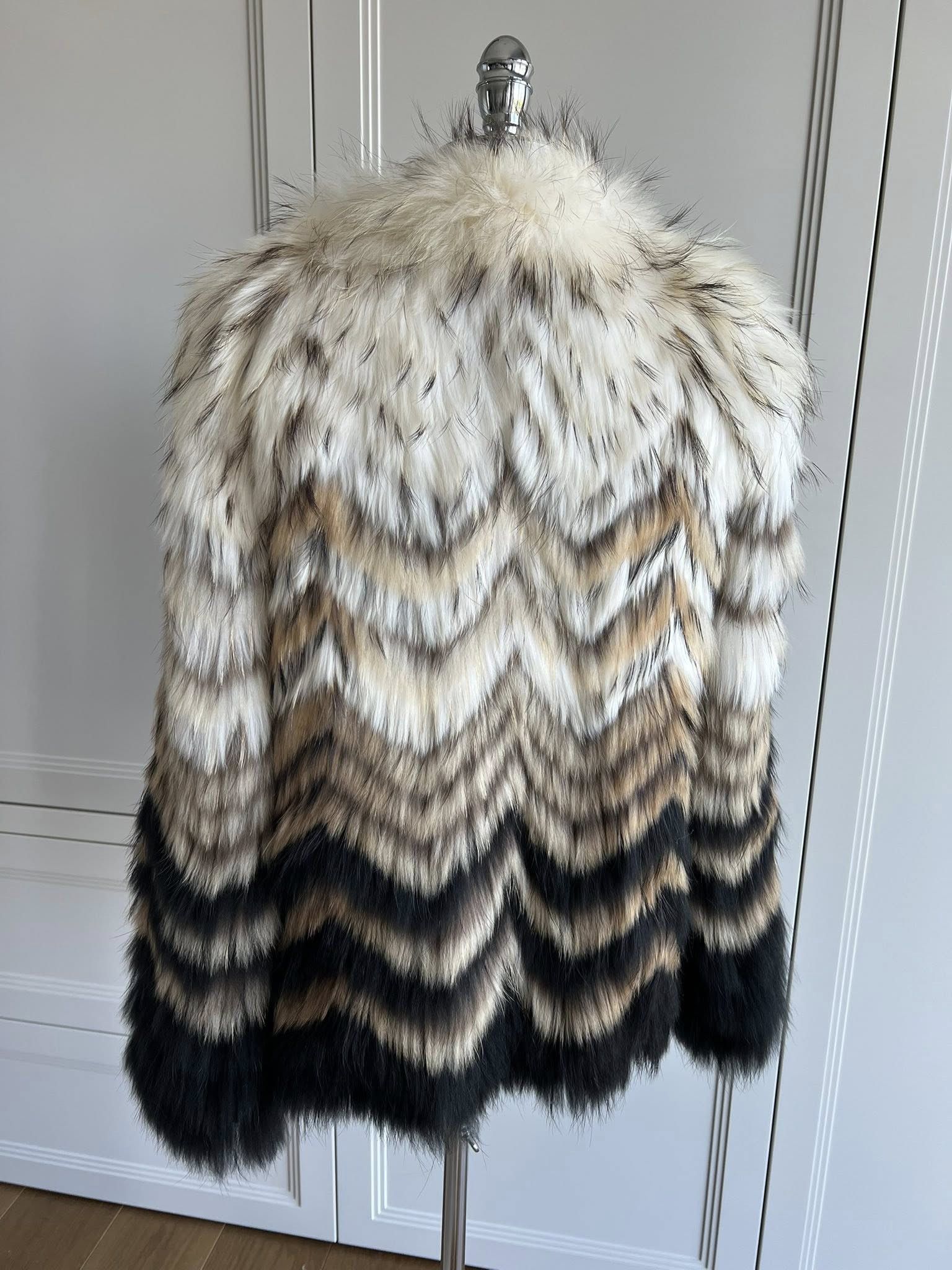 Theory Theory Cassius Tersk Racoon fur Size S / US 4 / IT 40 - 3 Thumbnail