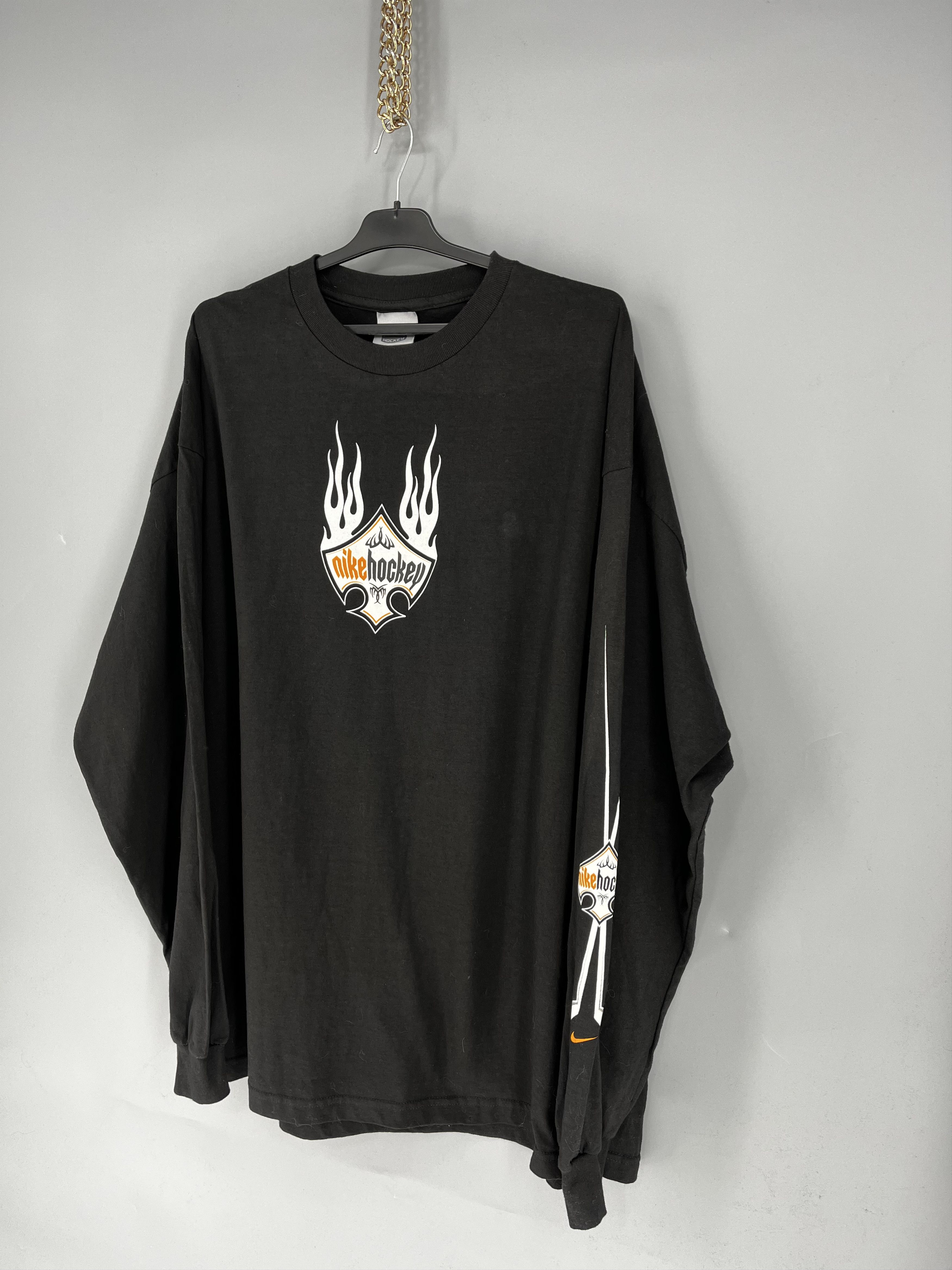 Nike Vintage Y2k Washed Black Nike Hockey Emblem Sweatshirts Size US XXL / EU 58 / 5 - 3 Thumbnail