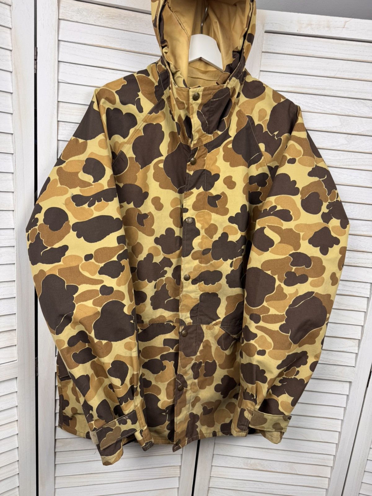 Vintage Vintage GORE-TEX Waterproof Camouflage Jacket Brown Beige Size US L / EU 52-54 / 3 - 7 Thumbnail