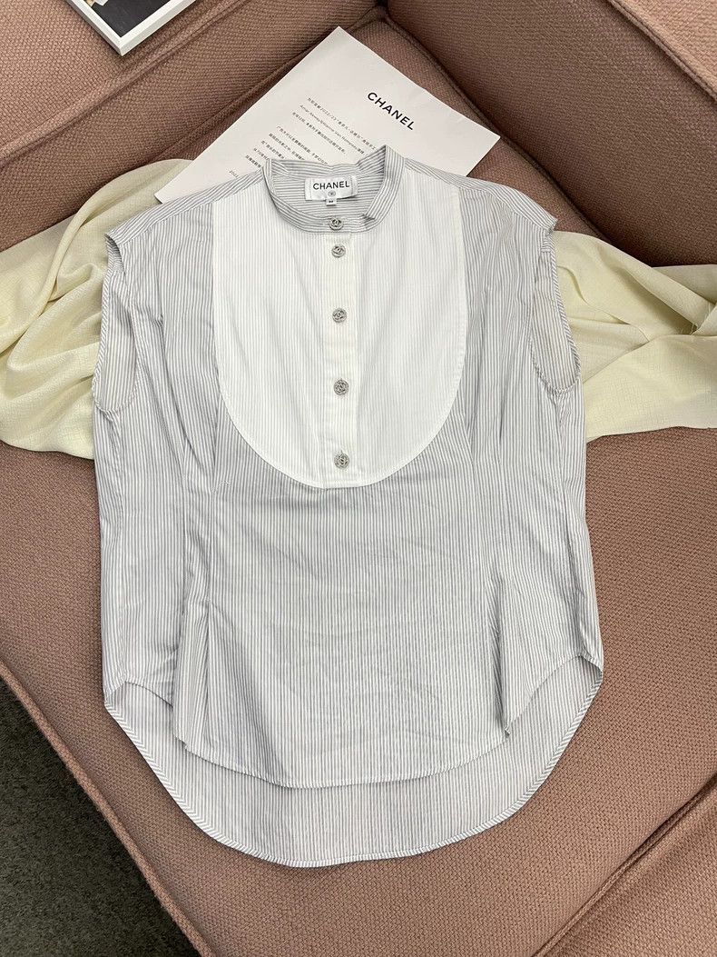 Chanel Chanel 20P striped rhinestone buckle color-matched sleevel Size XS / US 0-2 / IT 36-38 - 1 Thumbnail