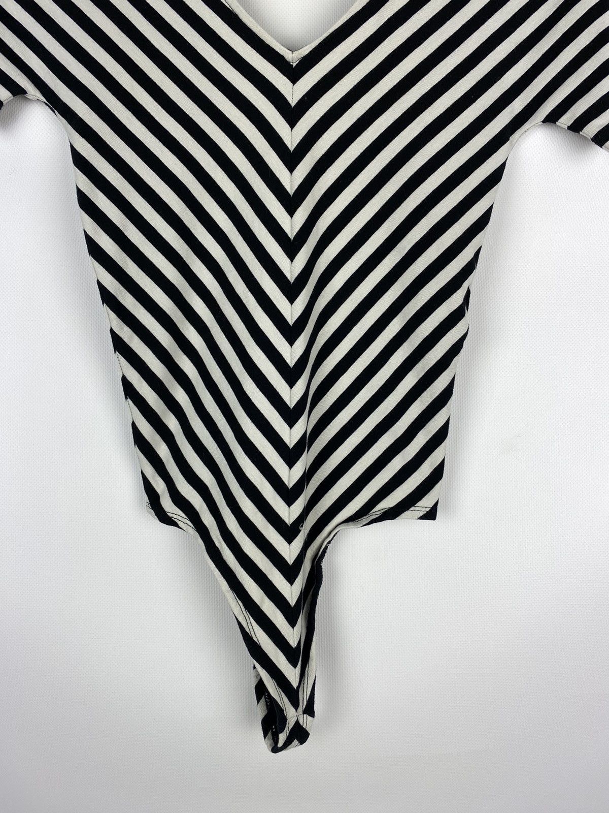 Allsaints × Japanese Brand Allsaints Keavey Stripe SS Bodysuit T Shirt size XS Size XS / US 0-2 / IT 36-38 - 8 Thumbnail