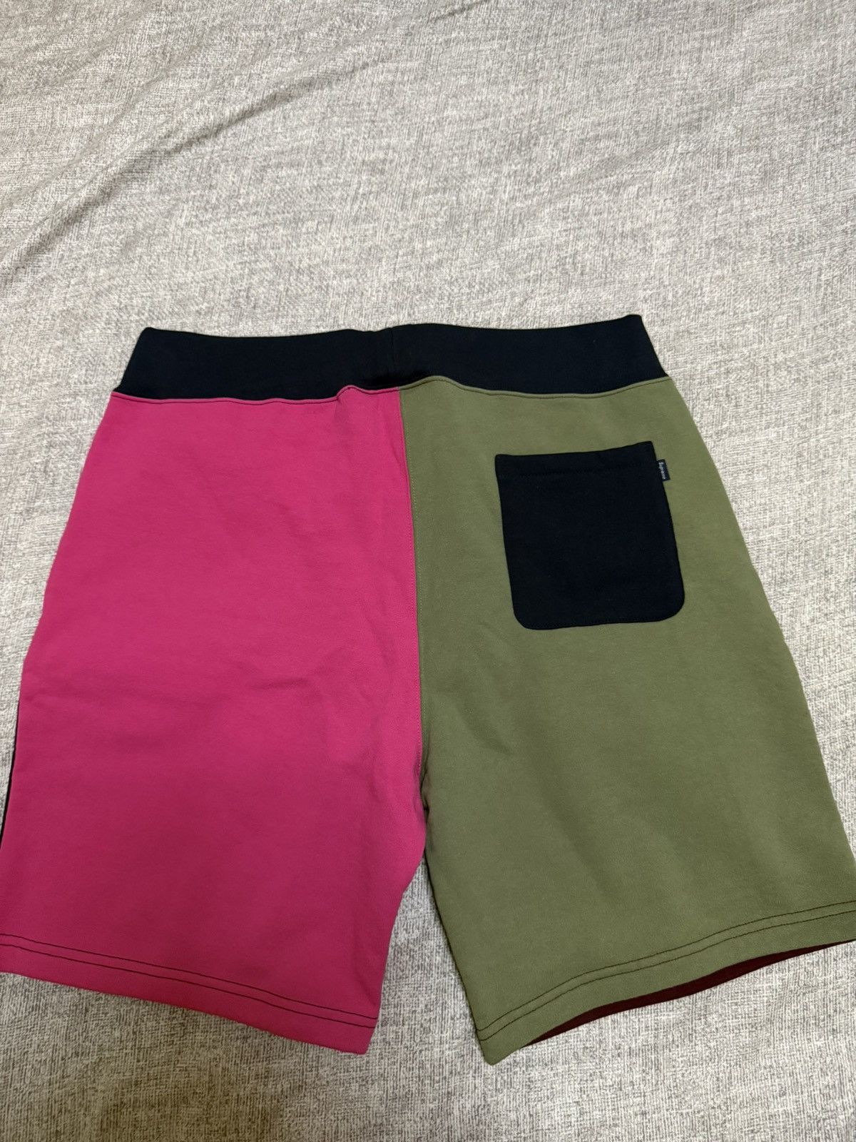Supreme Supreme ss19 S logo colorblocked sweatshort shorts Size US 36 / EU 52 - 2 Thumbnail