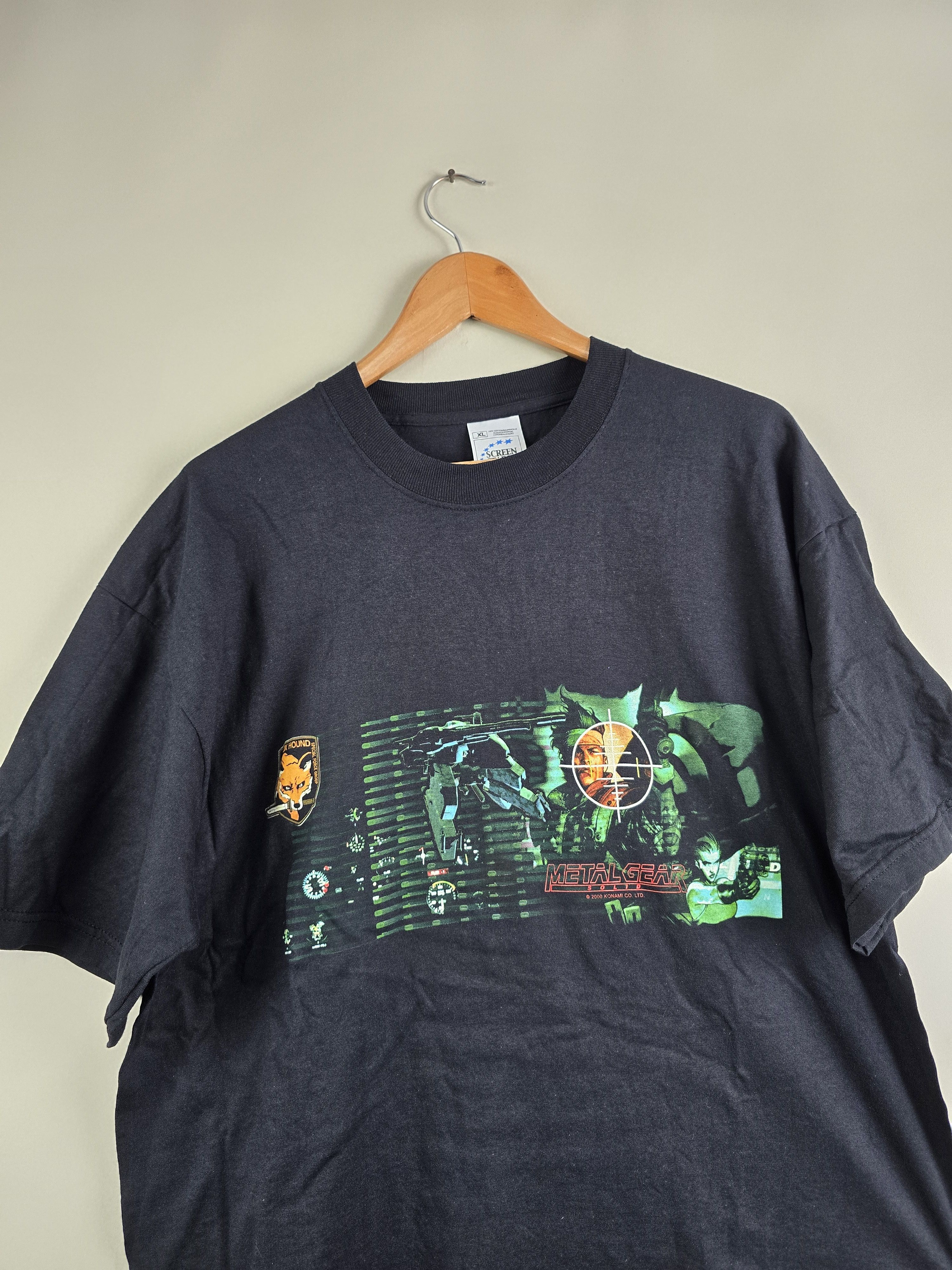 Anime × Vintage 2000 Metal Gear Solid XL 23" 30.5" Size US XL / EU 56 / 4 - 2 Thumbnail