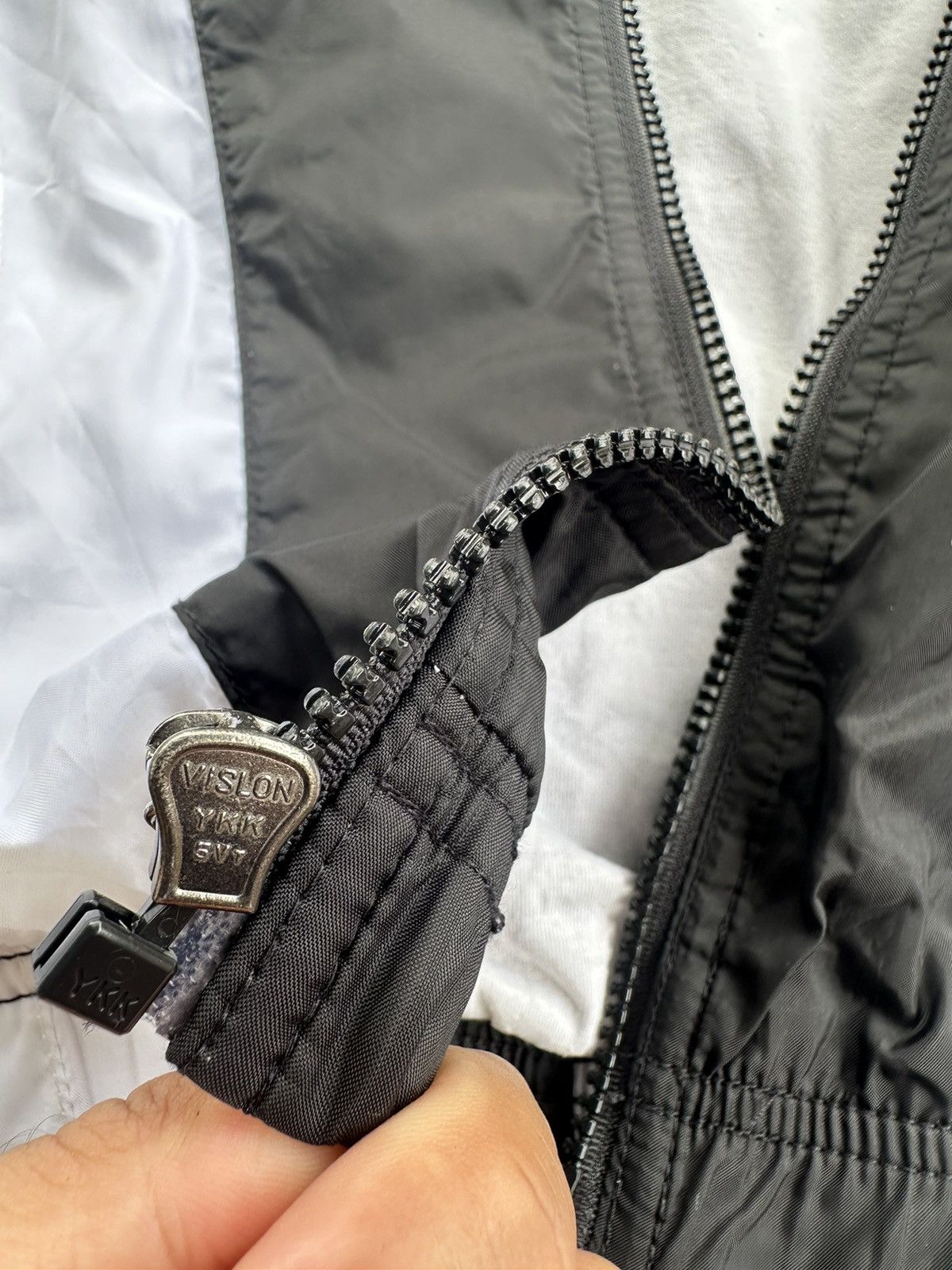 Nike Vintage nike windbreaker full zipper Size US XL / EU 56 / 4 - 6 Thumbnail