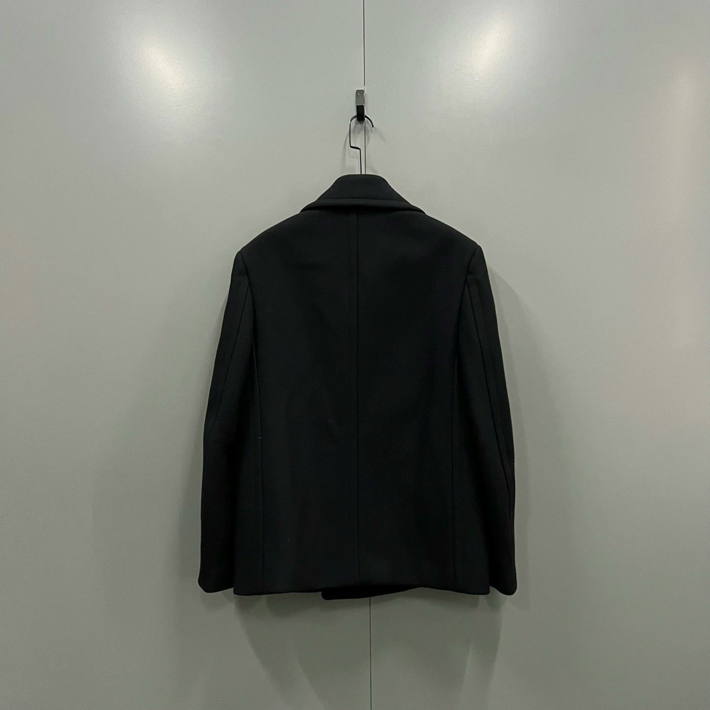 Louis Vuitton Louis Vuitton Embossed Logo Double-Breasted Coat Size US S / EU 44-46 / 1 - 2 Thumbnail