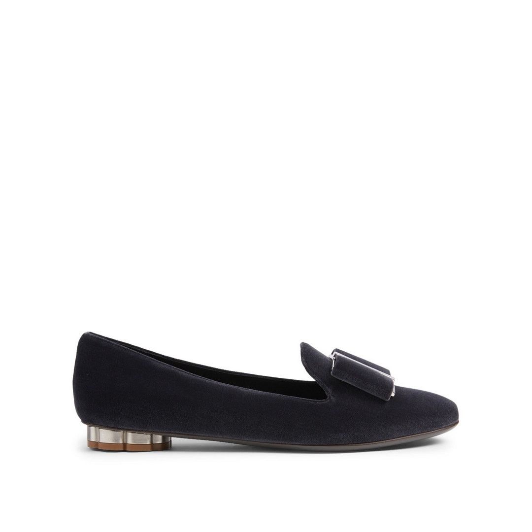 Salvatore Ferragamo Salvatore Ferragamo Sarno Velvet Flower Heel Loafers sz. 6B Size US 6 / IT 36 - 2 Thumbnail