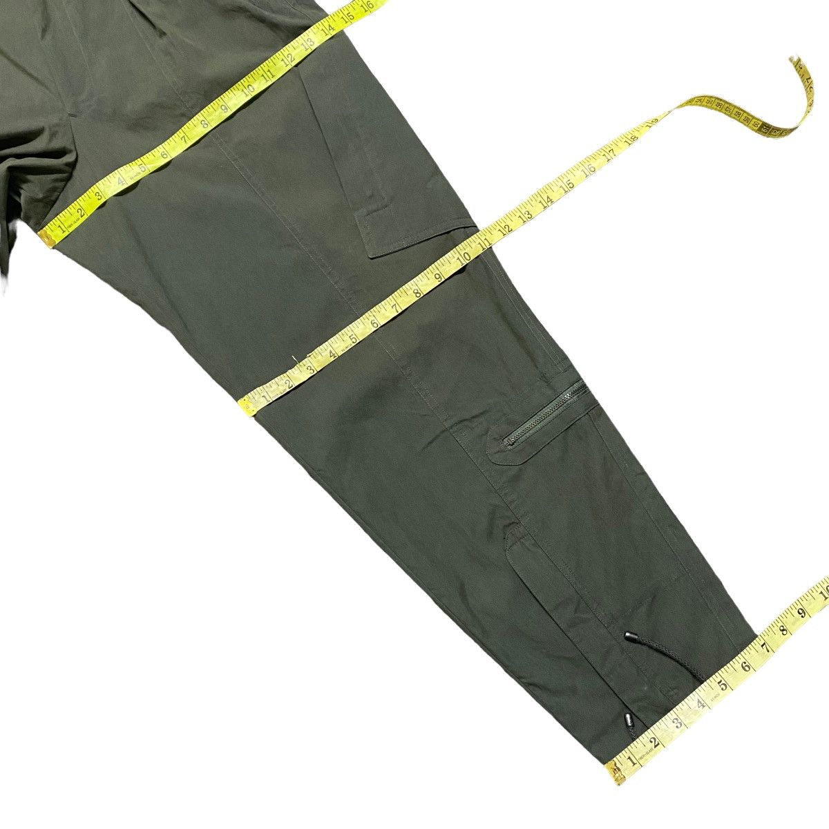 Issey Miyake Issey Miyake 3D Nylon Cargo Pants Size US 30 / EU 46 - 17 Thumbnail