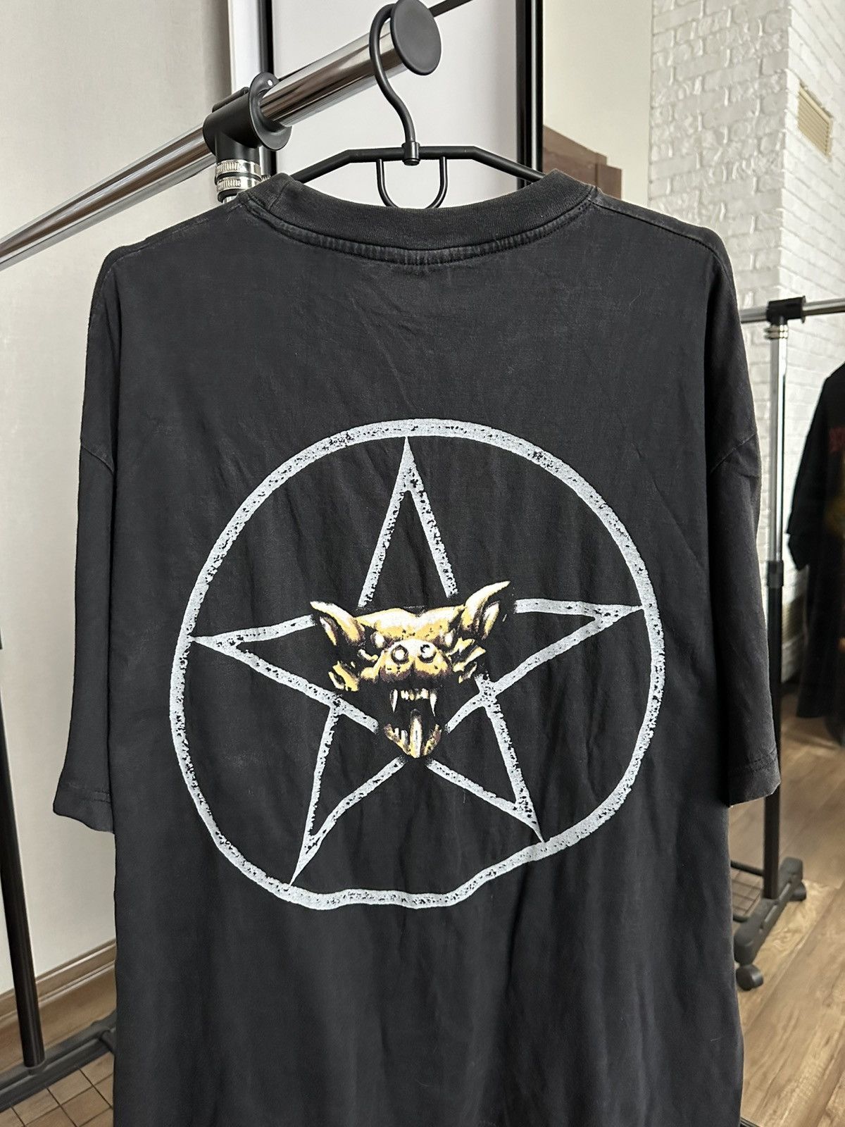 Band Tees Deliverance Satan Devil Vintage Band T-Shirt Tee 90s Spiral Size US XL / EU 56 / 4 - 8 Thumbnail