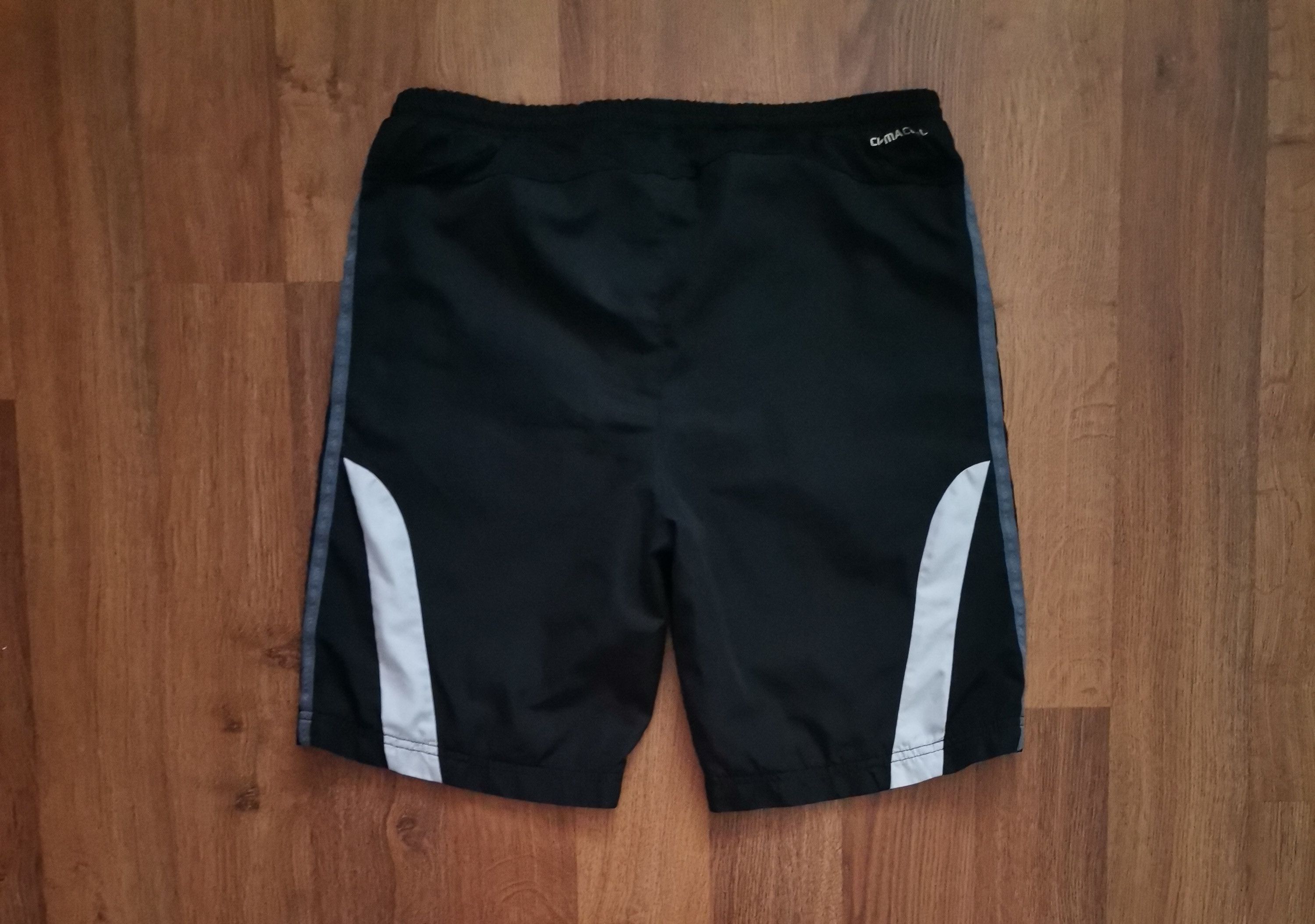 Adidas × Vintage Vintage Adidas Shorts Size US 30 / EU 46 - 4 Thumbnail