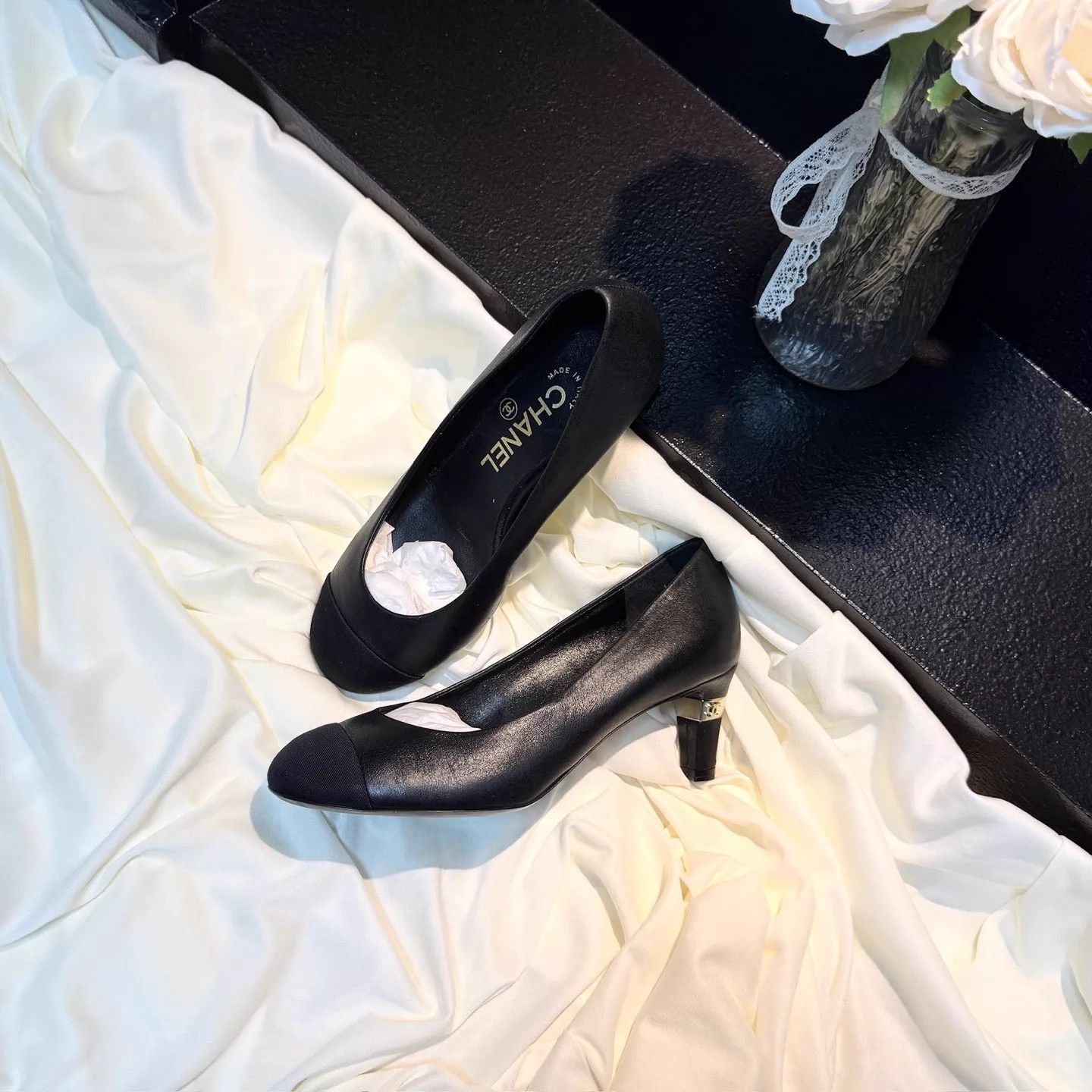 Chanel CHANEL Women's Black Mary Jane Heels 35 99 New Size US 4.5 / IT 34.5 - 1 Thumbnail