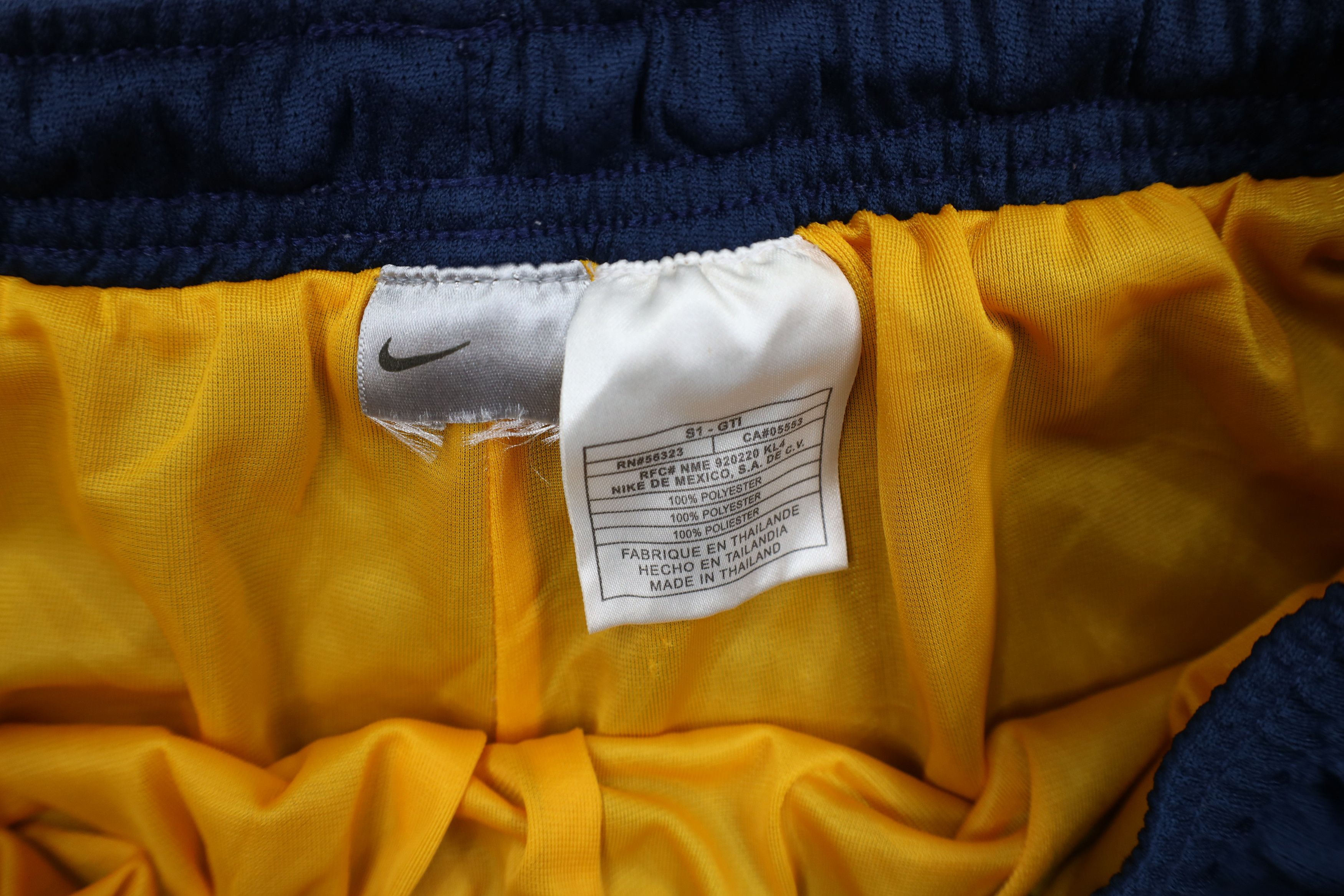 Nike Vintage 90s Y2K Nike Basketball Swoosh Above Knee Shorts Size US 32 / EU 48 - 6 Thumbnail