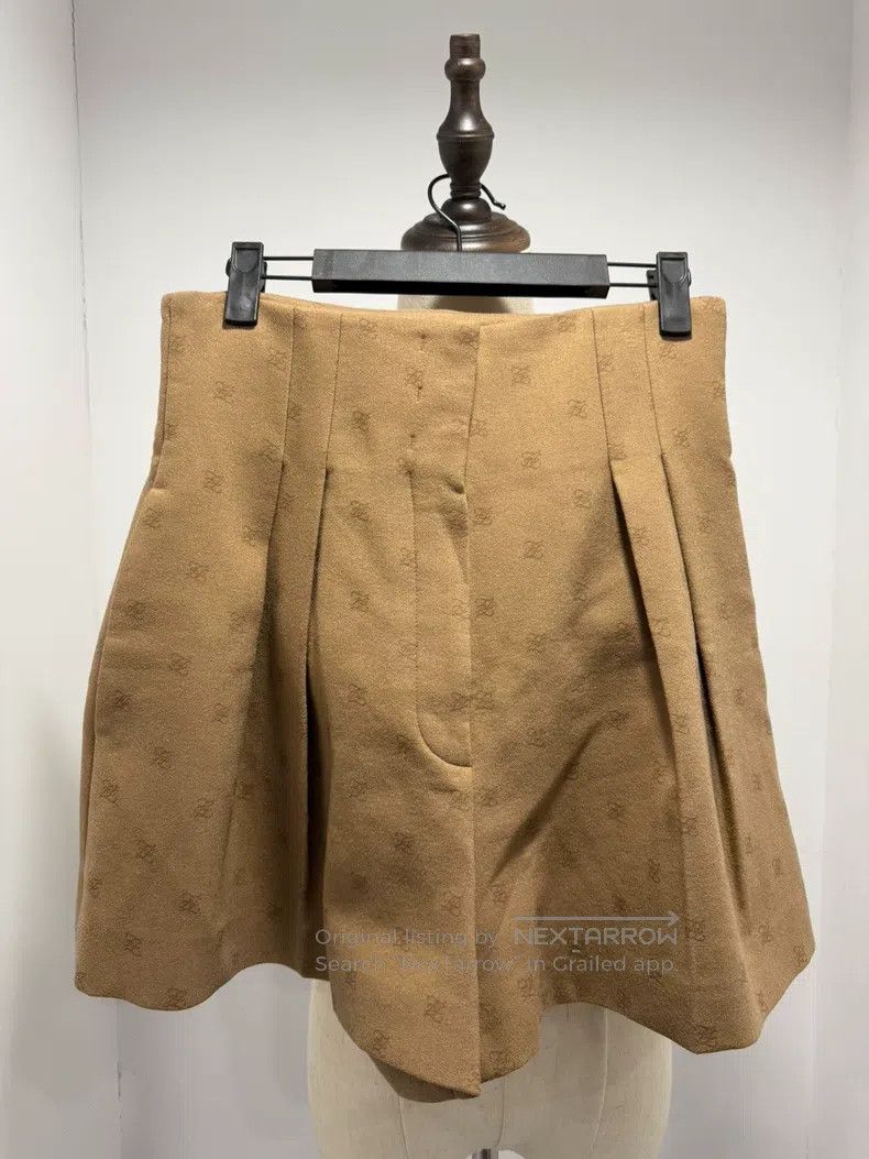 Fendi Fendi Monogrammed Shorts Size 26" / US 2 / IT 38 - 1 Thumbnail