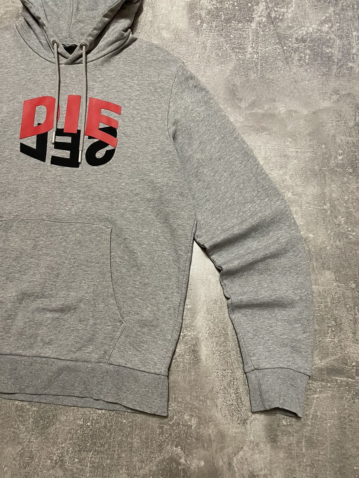 Diesel Vintage Diesel Hoodie Size US L / EU 52-54 / 3 - 7 Thumbnail