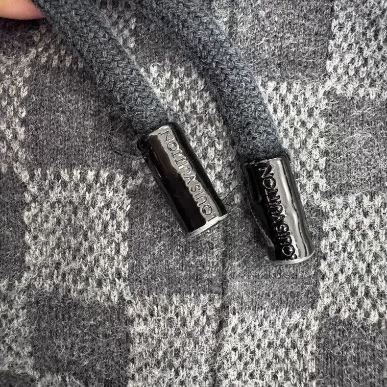 Louis Vuitton Louis Vuitton size l Black and grey checkerboard shorts Size US 30 / EU 46 - 6 Thumbnail