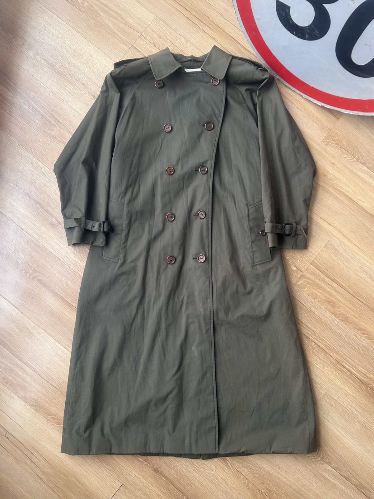Burberry Vintage Burberry’s Double Breasted Belted Trench Coat Size L / US 10 / IT 46 - 4 Thumbnail