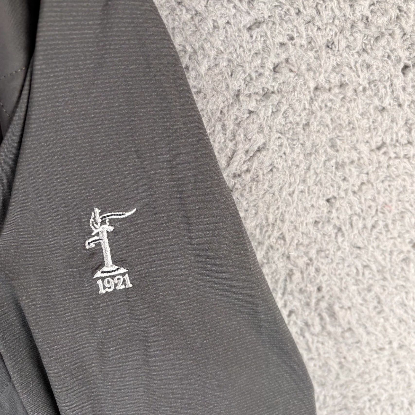 Logo 7 Straight Down Jacket Men XL Gray Full Zip Lightweight Quilted Logo Golf Outdoor Size US XL / EU 56 / 4 - 3 Thumbnail