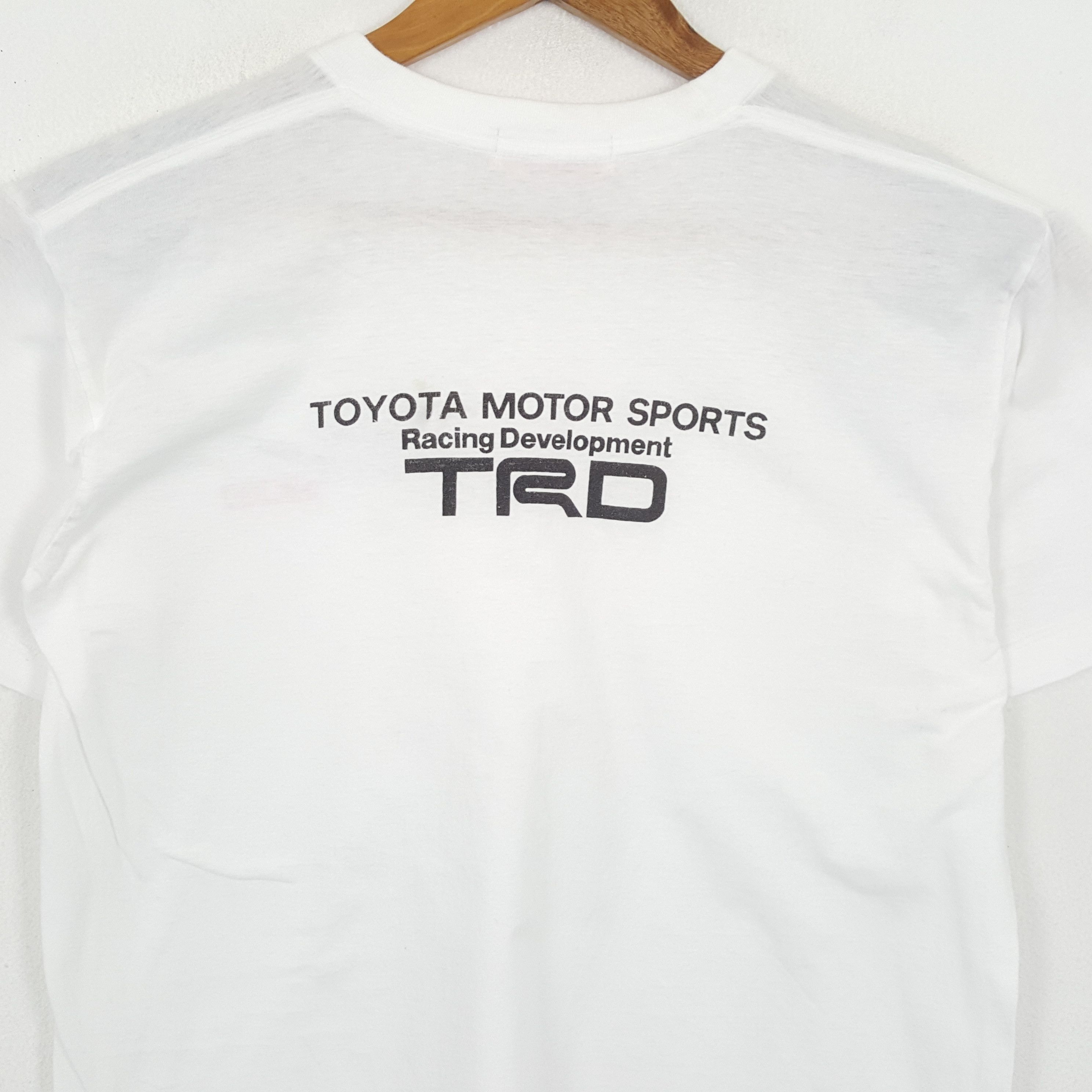 Vintage Vintage TRD TOYOTA MOTOR SPORTS Japanese Racing Team T-Shirt Size US L / EU 52-54 / 3 - 2 Thumbnail