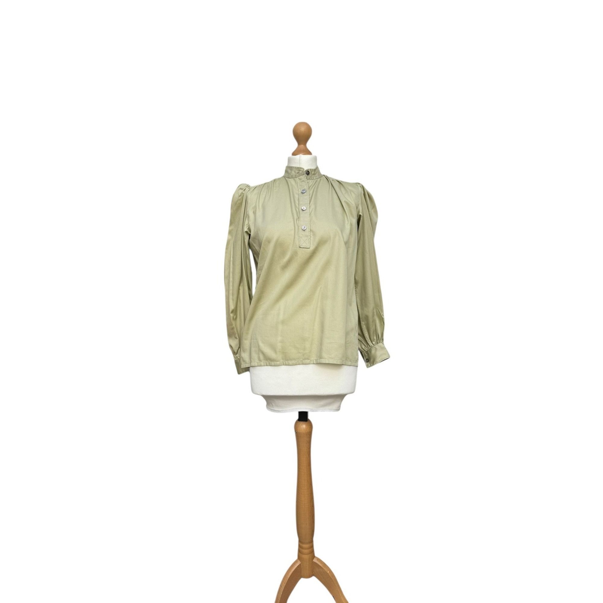 Yves Saint Laurent 1970s Light Kaki Shirt Size M / US 6-8 / IT 42-44 - 1 Thumbnail