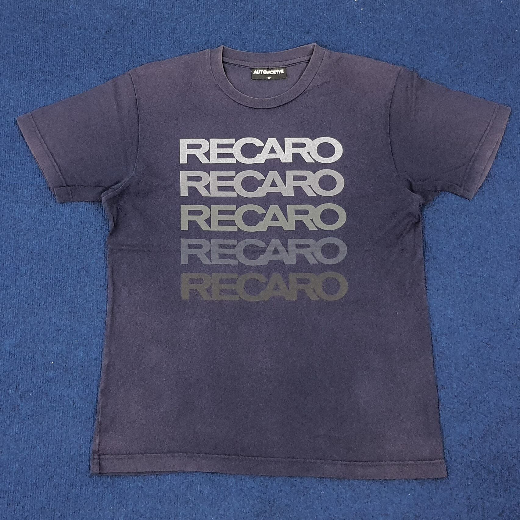 Vintage Vintage Recaro Automotive Car Seat Motorsports Racing Tshirt Size US M / EU 48-50 / 2 - 1 Thumbnail