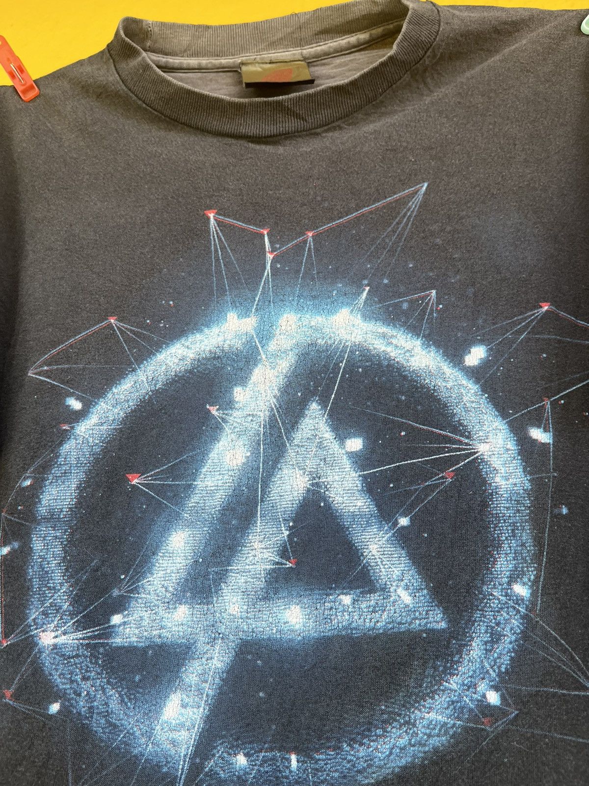 Band Tees LINKIN PARK A THOUSAND SUNS WORLD 2011 Size US M / EU 48-50 / 2 - 4 Thumbnail