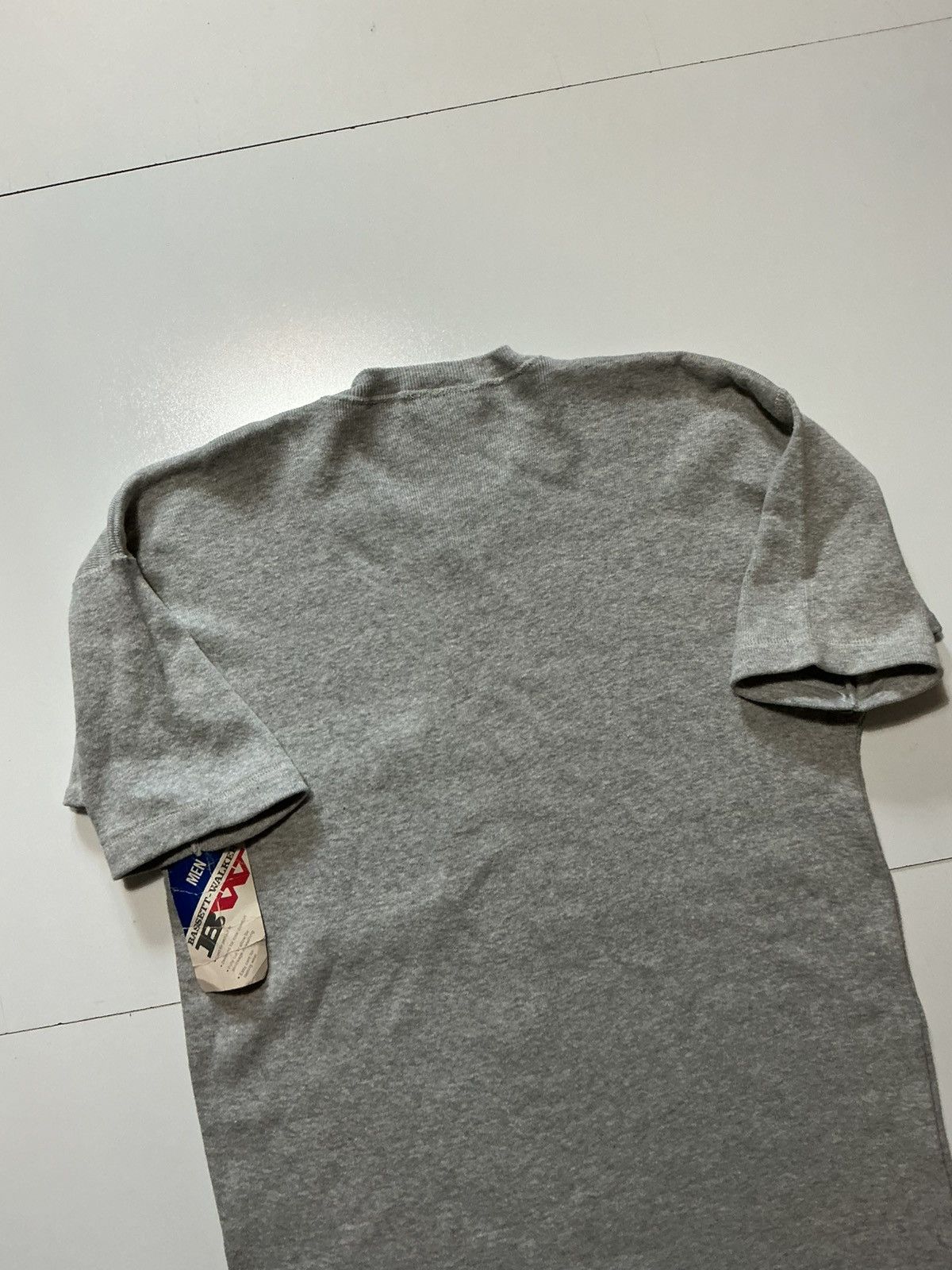 Vintage VTG Bassett Walker Paramount Pictures Ribbed Thermal Shirt Size US S / EU 44-46 / 1 - 4 Thumbnail