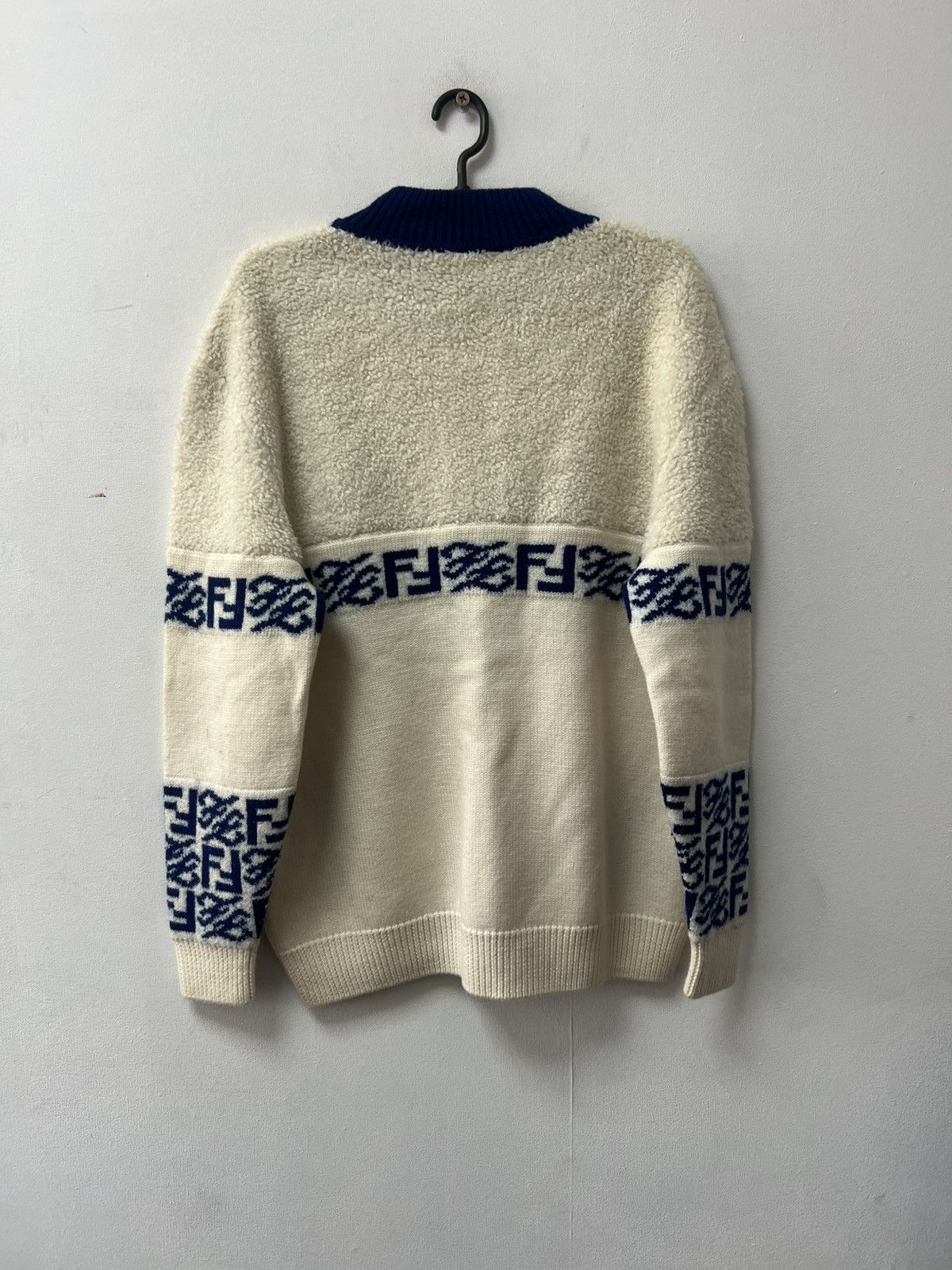 Fendi Fendi Sweater Teddy Wool Mens Size 50 M Luxury Monogram Size US M / EU 48-50 / 2 - 17 Thumbnail