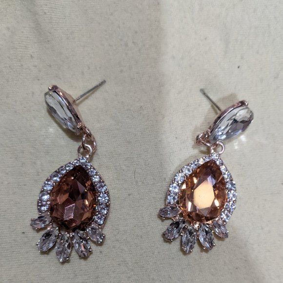 Other Elegant Glam Champagne Crystal Teardrop Earrings Size ONE SIZE - 8 Thumbnail