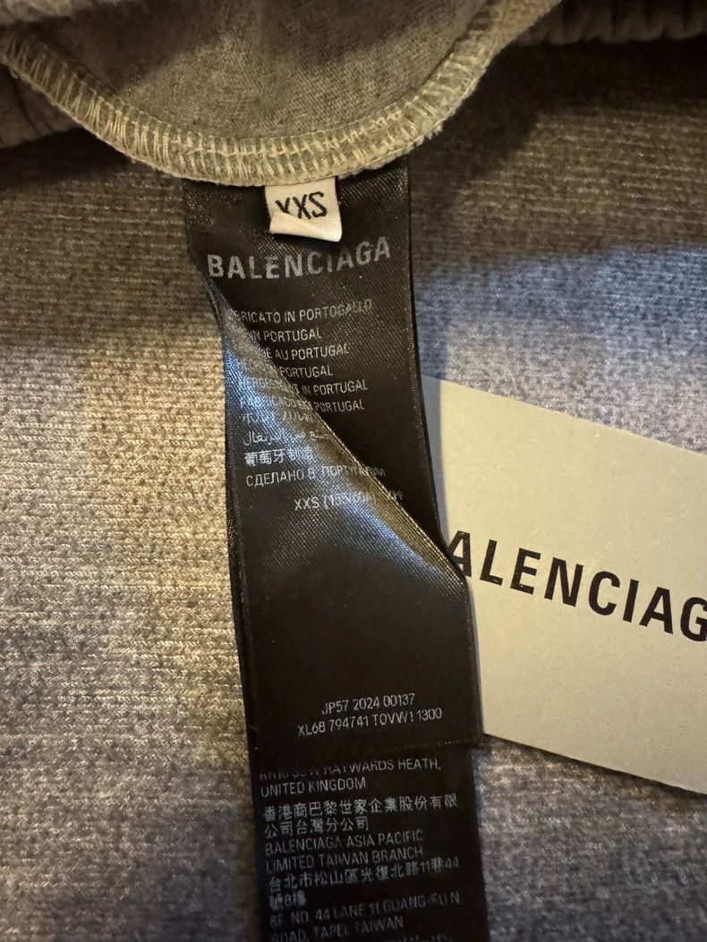 Balenciaga Balenciaga Gray MidWaist Casual Loose Shorts-2505 Size US 26 / EU 42 - 4 Thumbnail