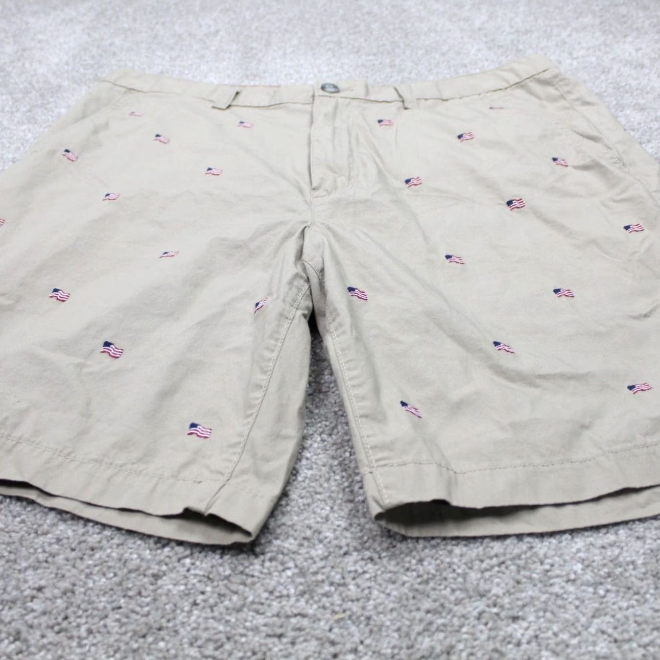 Eddie Bauer Eddie Bauer Men 35 Khaki American Flag All Over Print Chino Shorts 9" Inseam Casual Workwear Lightweight Pockets Regular Size 35 Mens Size US 35 - 2 Thumbnail