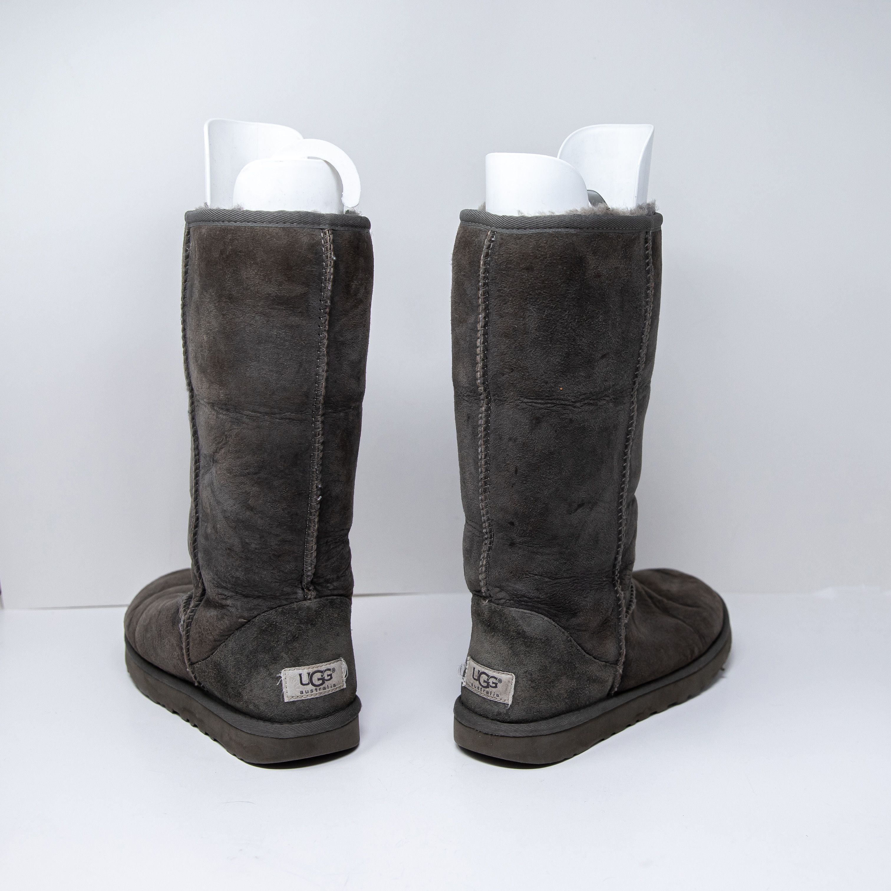 Ugg Ugg Women's Genuine Suede Shearling Size US 7 / IT 37 - 3 Thumbnail
