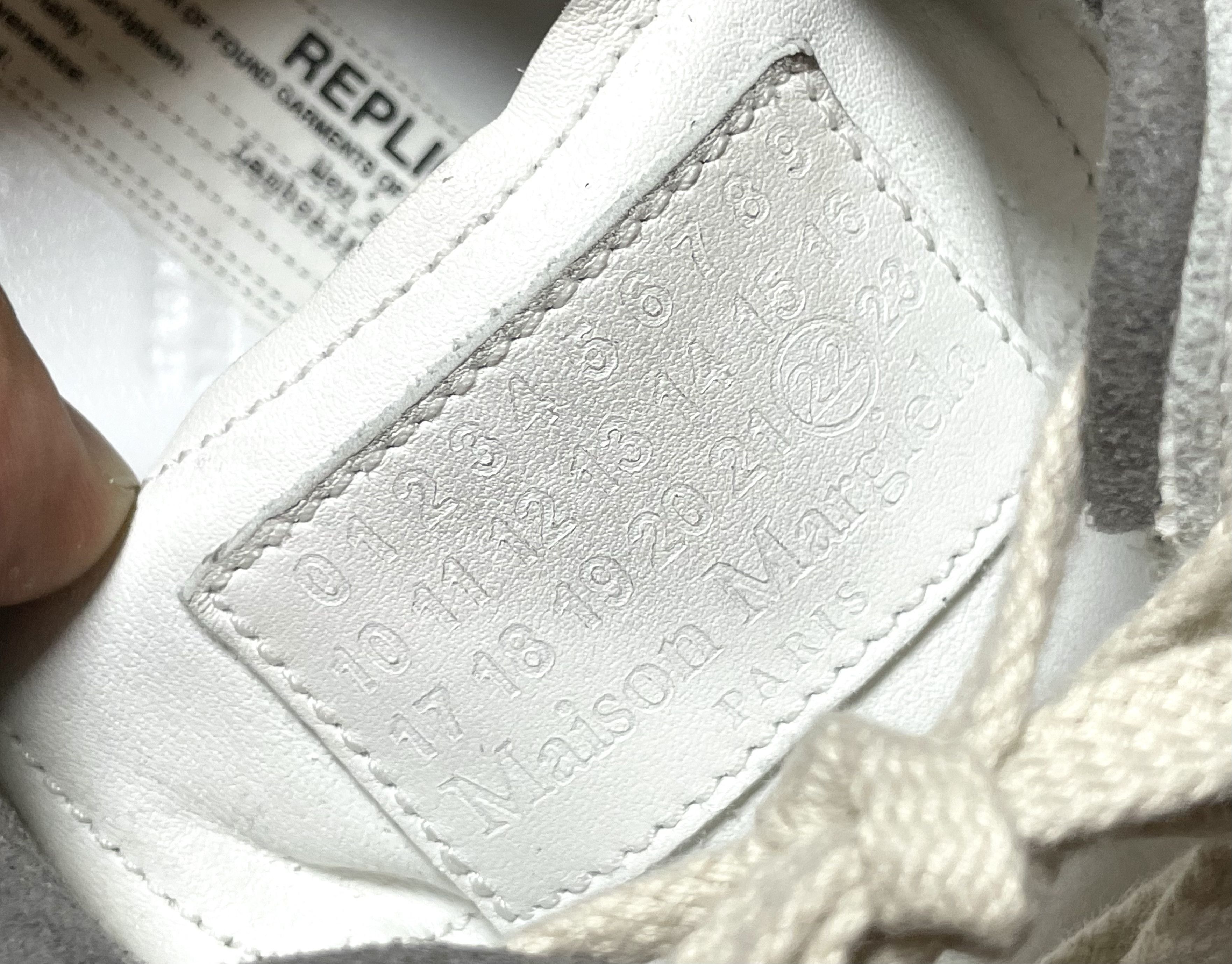 Maison Margiela Maison Margiela GAT (Graffiti 2020) Size US 10.5 / EU 43-44 - 14 Thumbnail