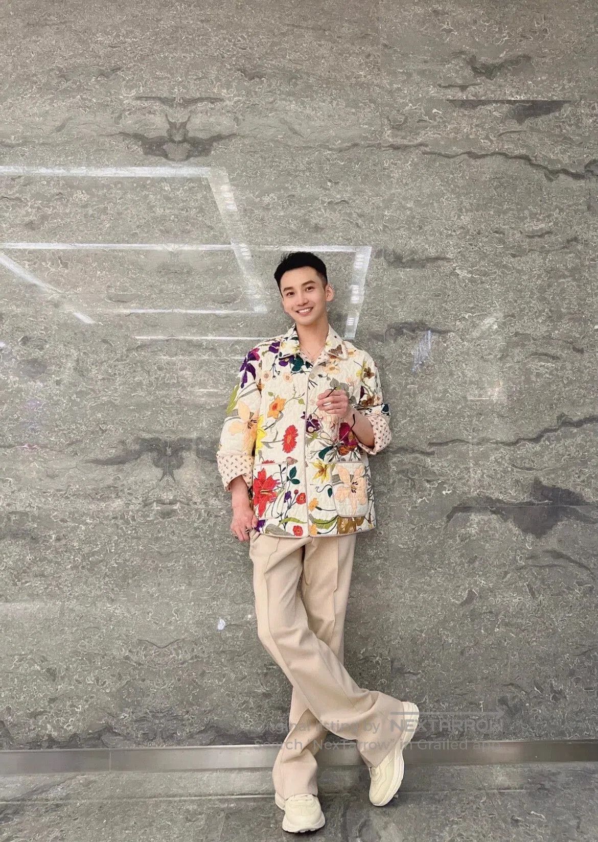Gucci gucci floral short sleeve white shirt. Size US L / EU 52-54 / 3 - 7 Thumbnail