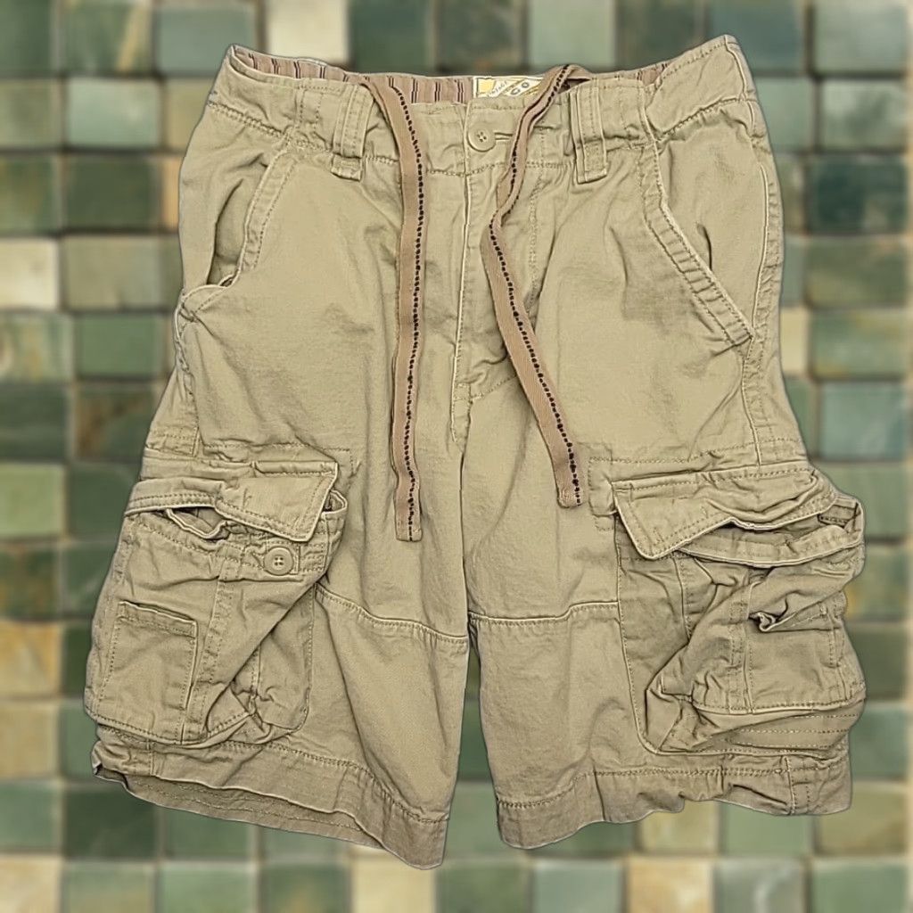 Vintage VINTAGE No Boundaries Shorts Mens 30 Khaki Cargo Flat Front Y2K Cotton Twill Beige Pockets Casual Mens Size US 30 / EU 46 - 1 Thumbnail