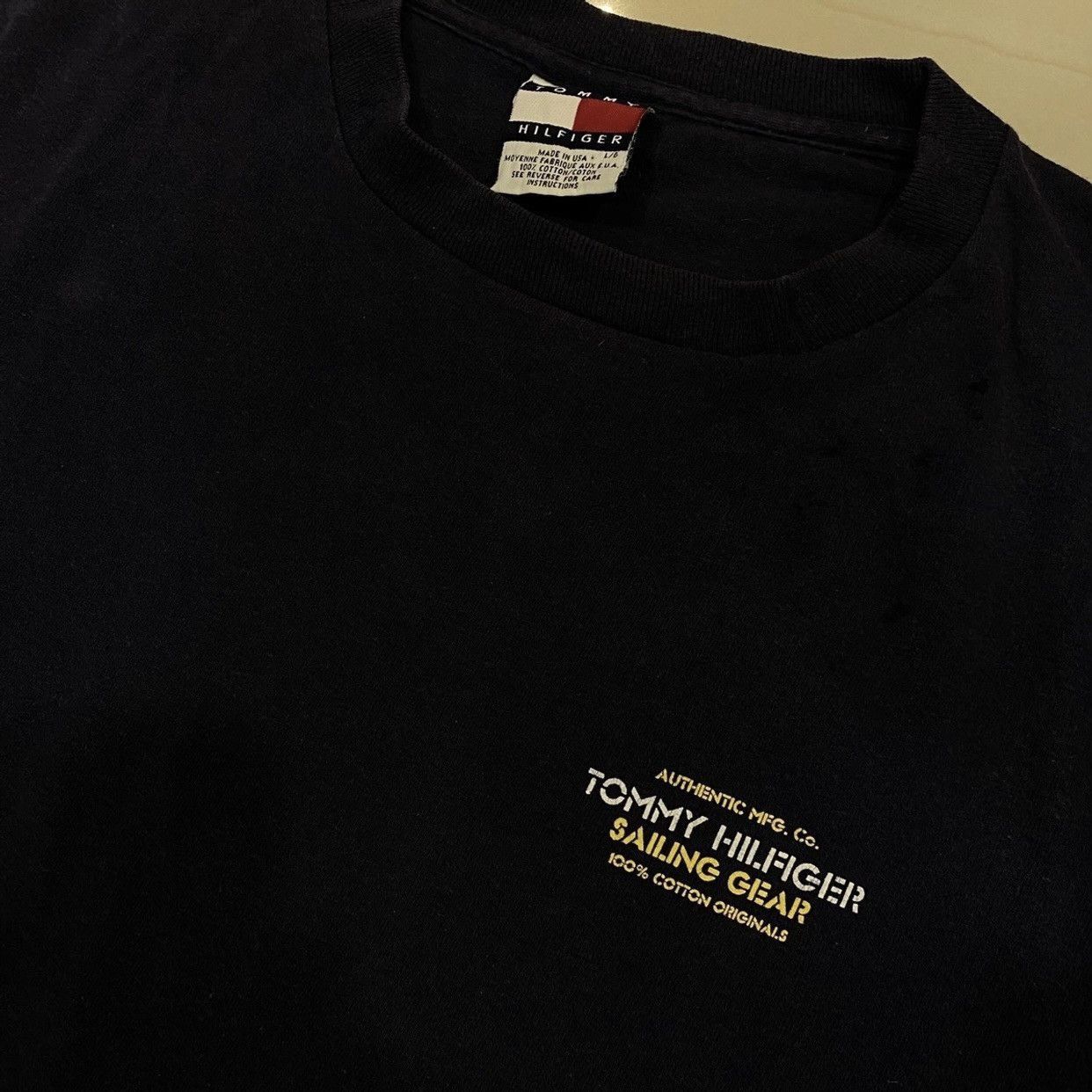 Tommy Hilfiger × Vintage Vintage 90s Tommy Hilfiger Sailing Gear Flag Tee Size US L / EU 52-54 / 3 - 4 Thumbnail