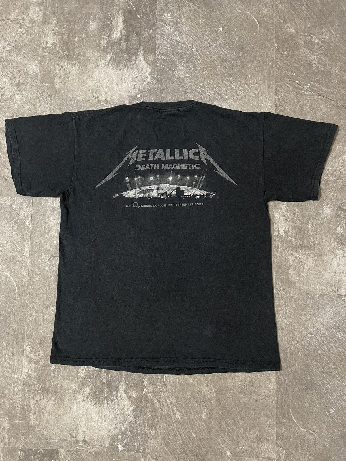 Metallica Metallica Death Magnetic 2008 Vintage Rock Band Tour Tee Size US M / EU 48-50 / 2 - 3 Thumbnail
