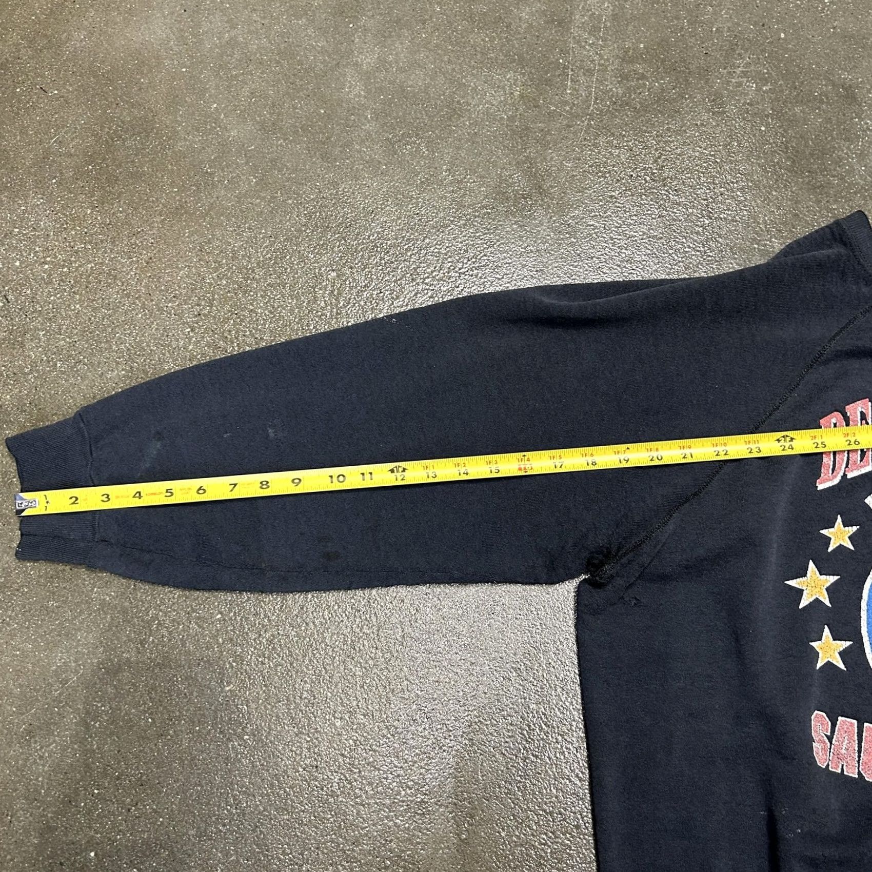 Vintage VINTAGE Desert Storm Sweatshirt Mens XL Black Saudi Arabia Graphic Pullover Size US XL / EU 56 / 4 - 7 Thumbnail
