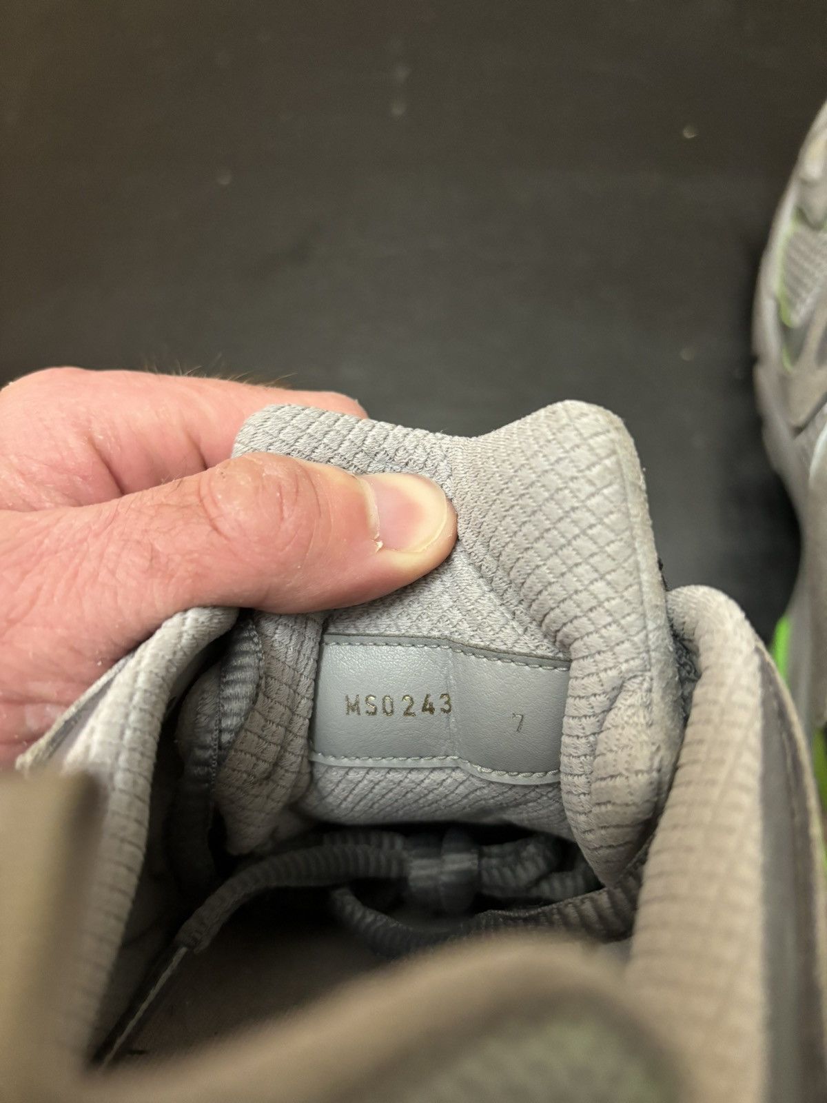 Louis Vuitton Louis Vuitton Tactic Runner Grey Green Size US 7 / EU 40 - 8 Thumbnail